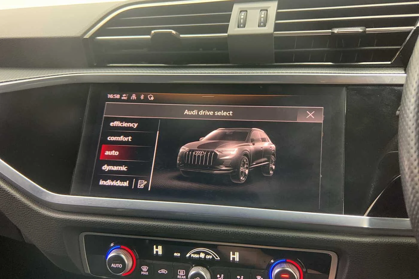 Audi-Q3-image-15