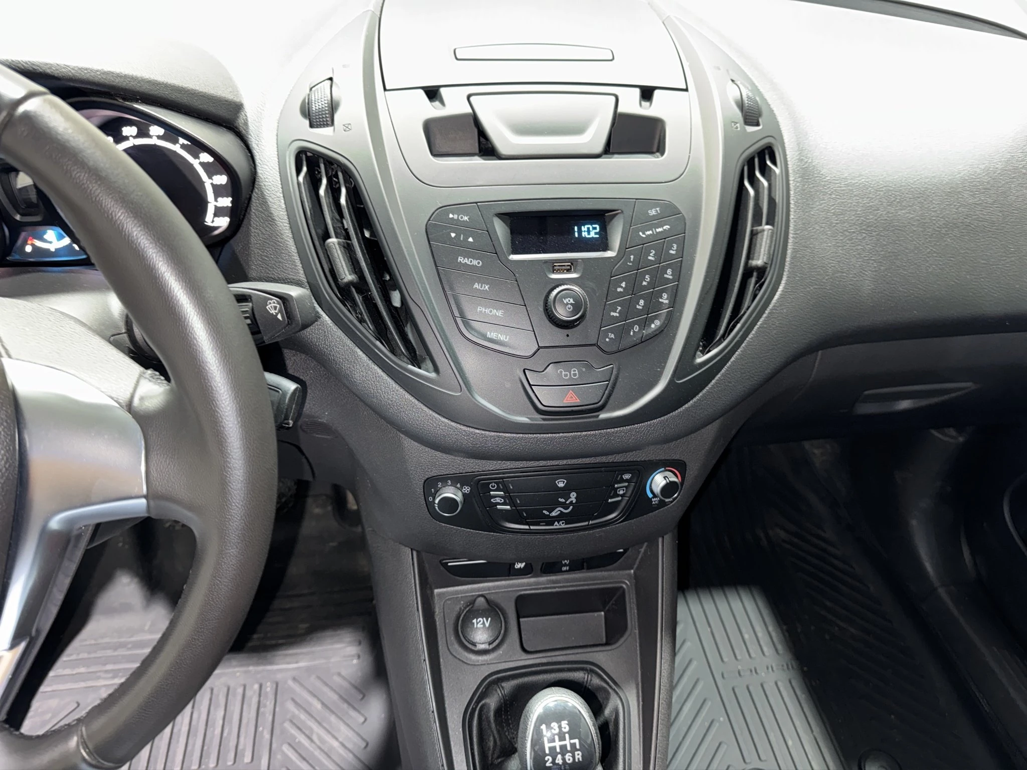 Ford Transit Courier Trend 1.0 EcoBoost 74kW Lieferwagen. 4-türig