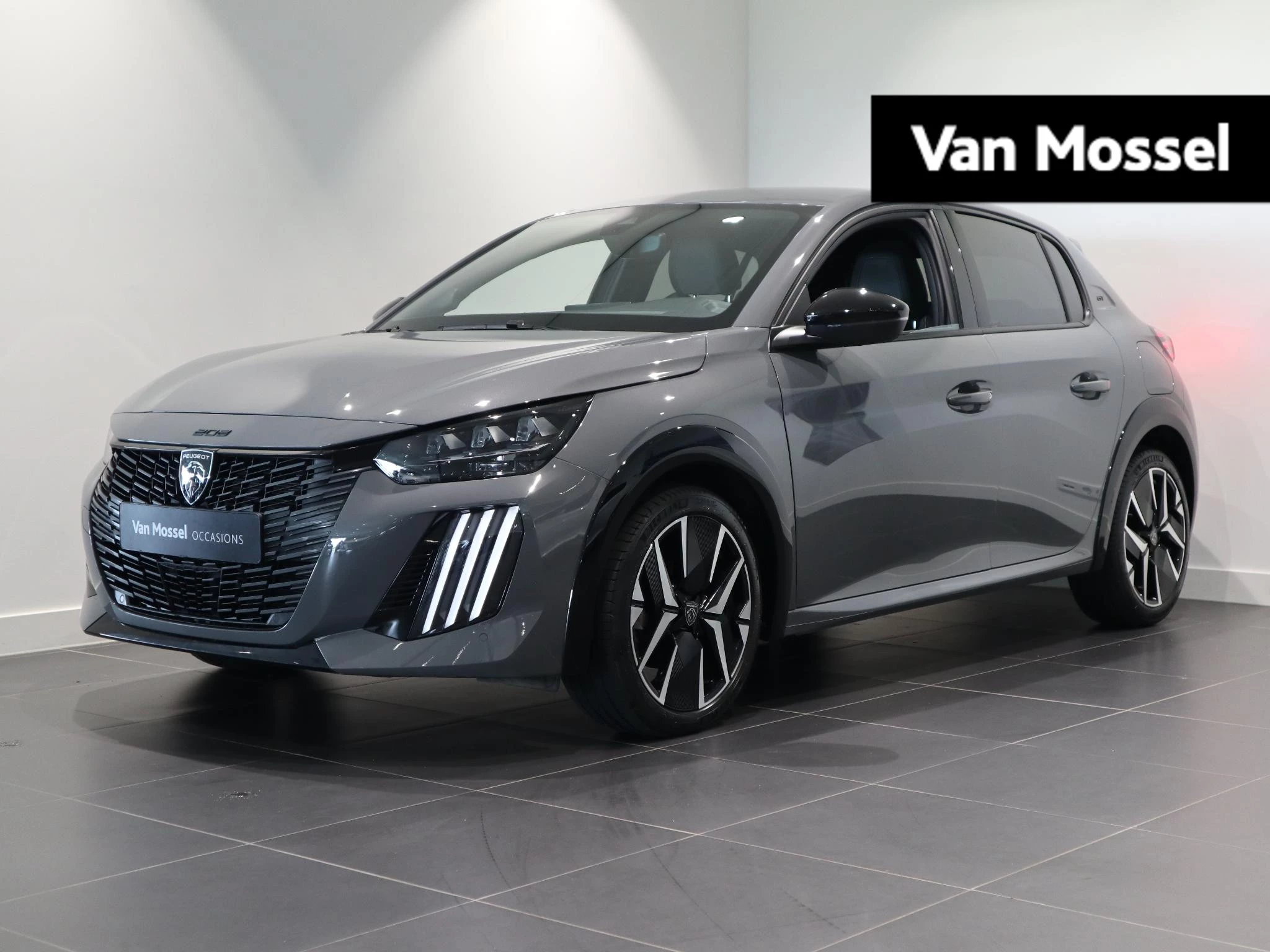 Peugeot-208-image-0