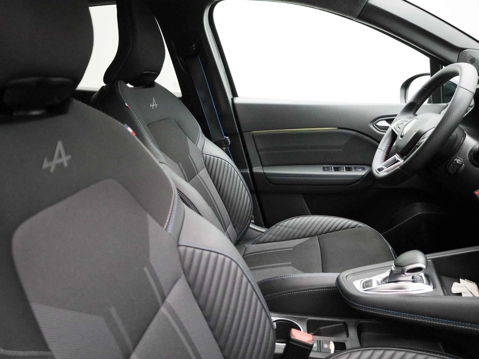 Renault-Captur-image-34