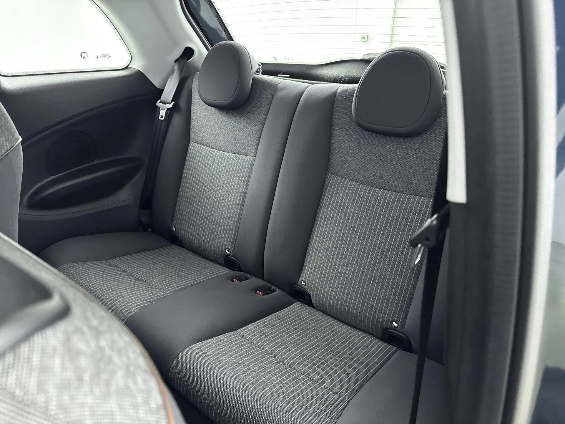 Fiat-500e-image-23