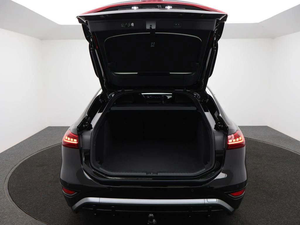 Audi-A6 Sportback e-tron-image-13