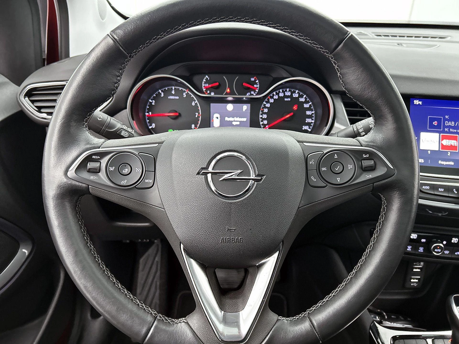 Opel-Crossland-image-35