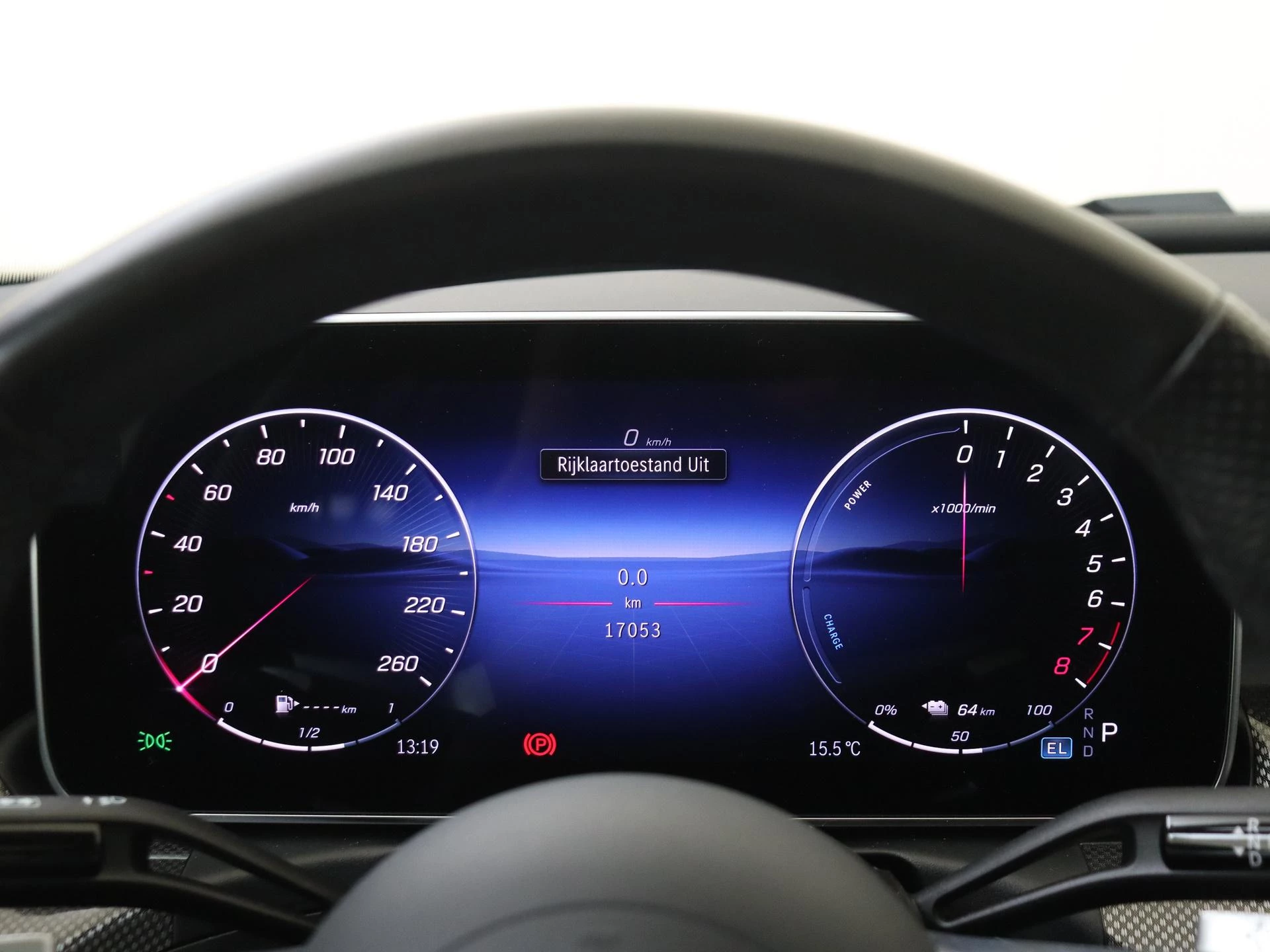 Mercedes-Benz-C-Klasse-image-11