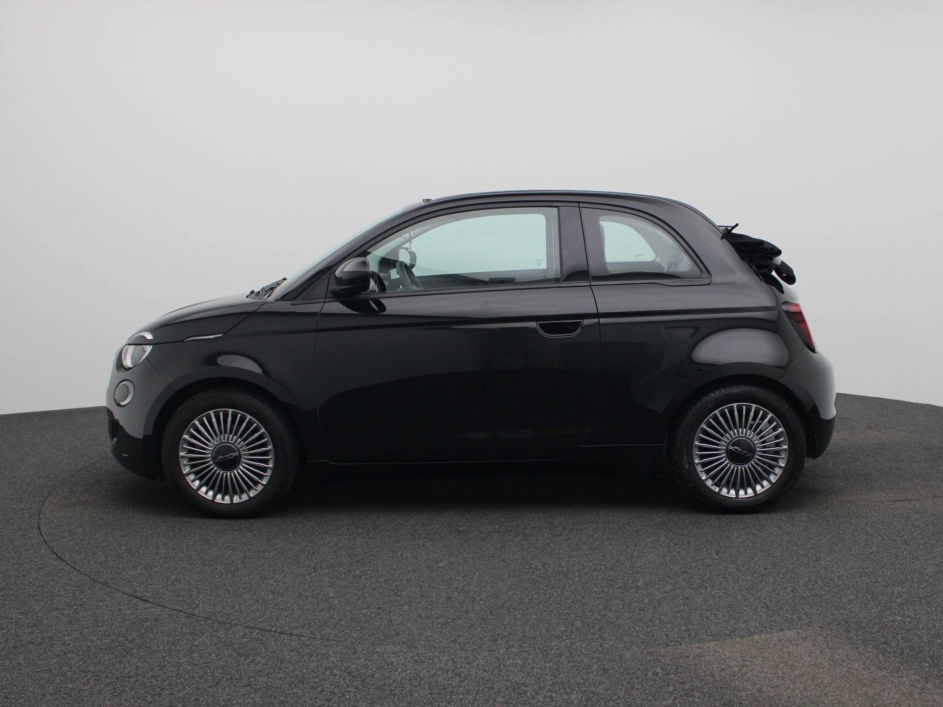 Fiat-500C-image-3