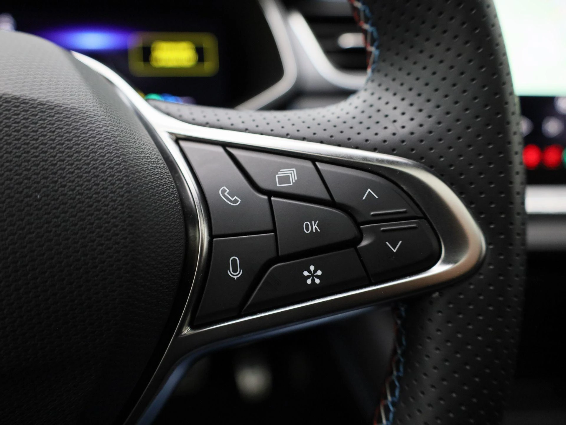 Renault-Captur-image-15
