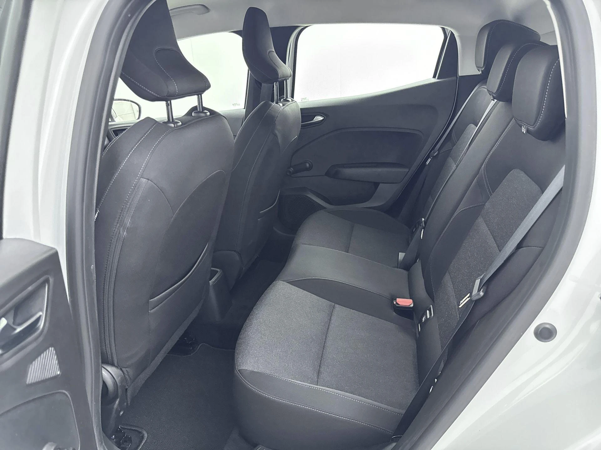 Renault-Clio-image-24