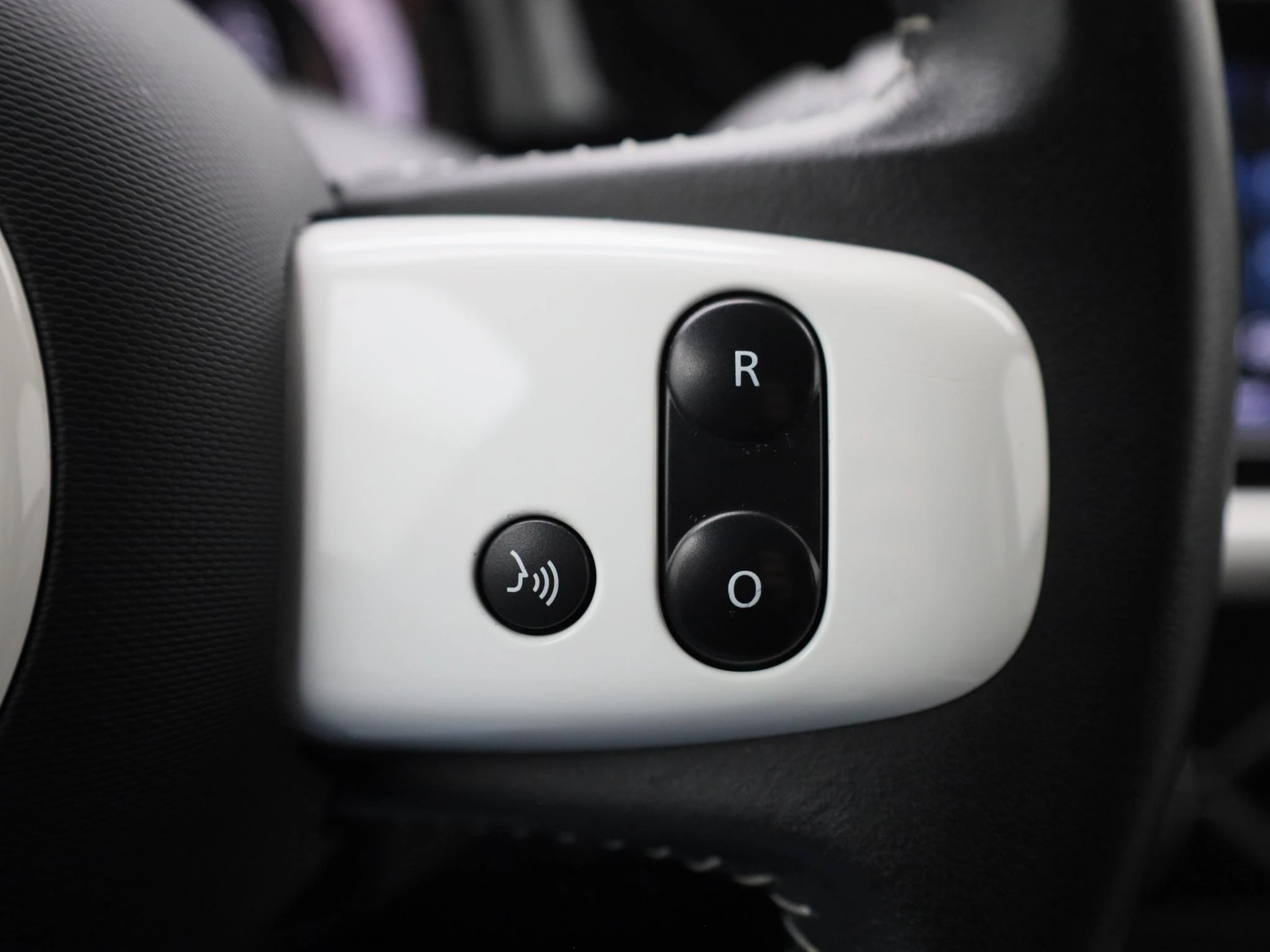 Renault-Twingo-image-16