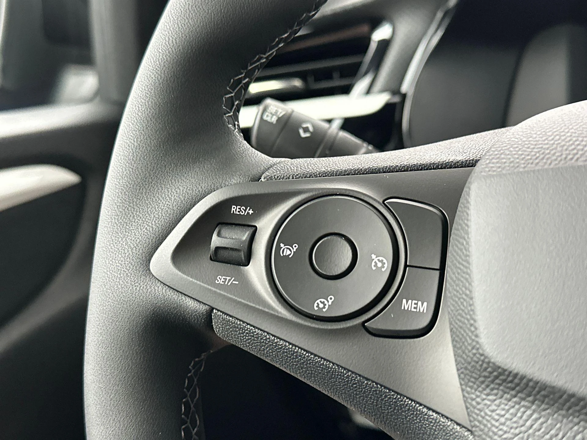 Opel-Corsa-image-11