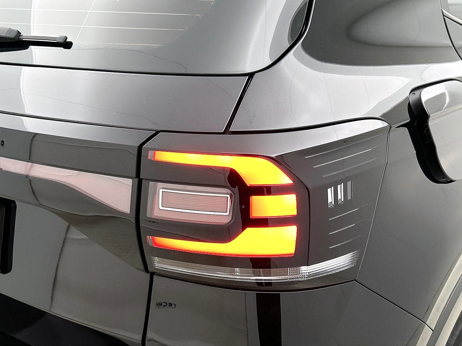 Volkswagen-T-Cross-image-33