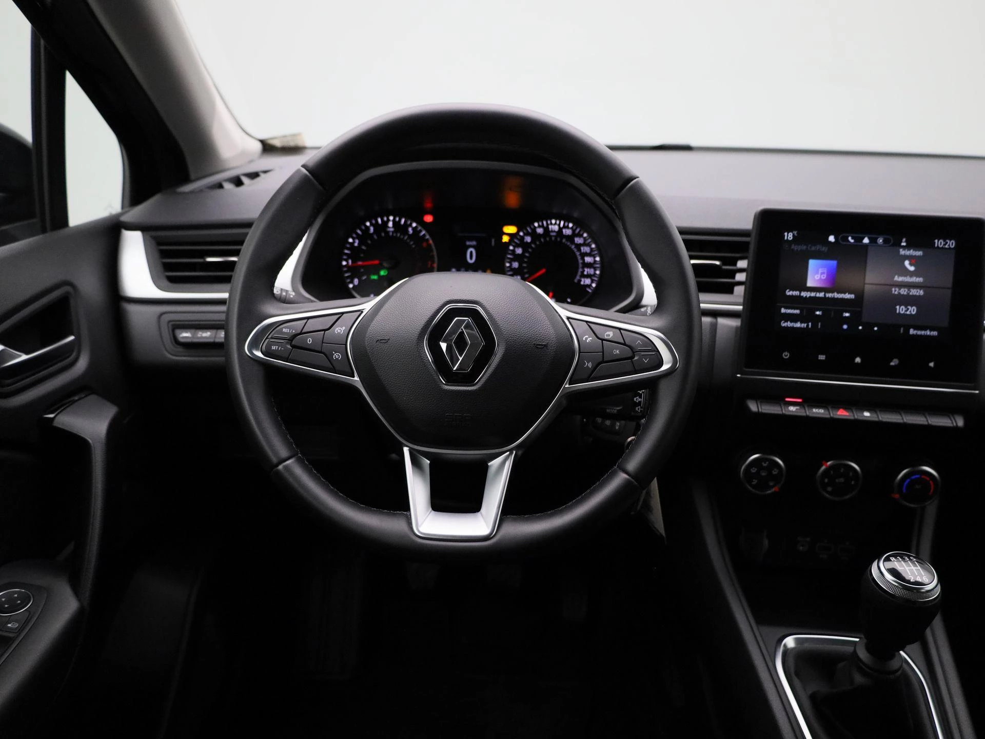 Renault-Captur-image-6