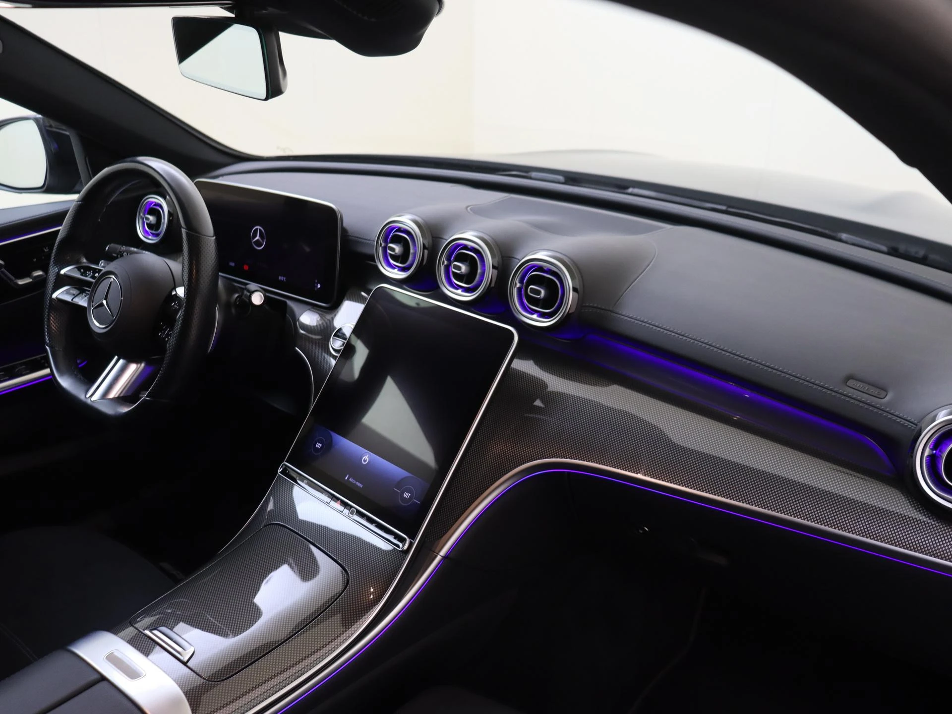 Mercedes-Benz-C-Klasse-image-2