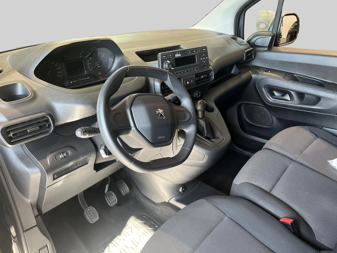 Peugeot Partner 1.6 BlueHDi 100 L1H1 73kW S/S Pro