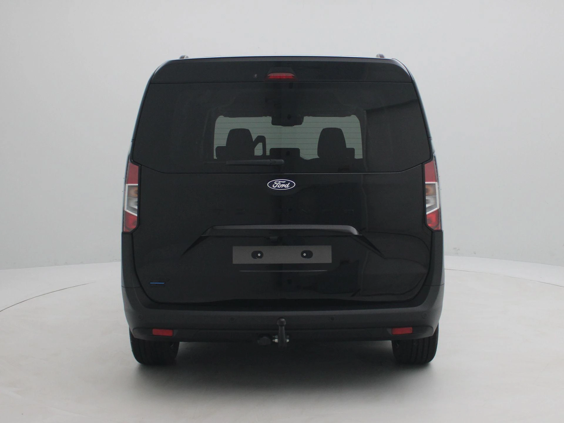 Ford-E-Transit Courier-image-4