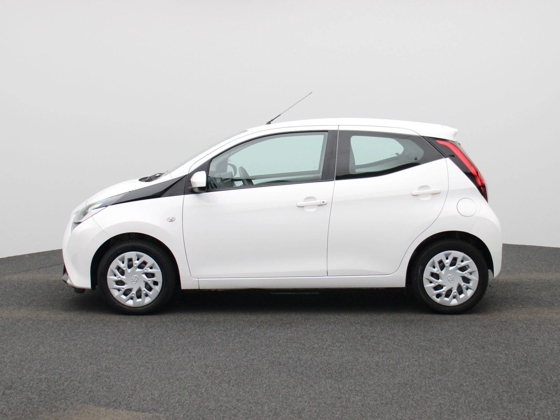Toyota-Aygo-image-3