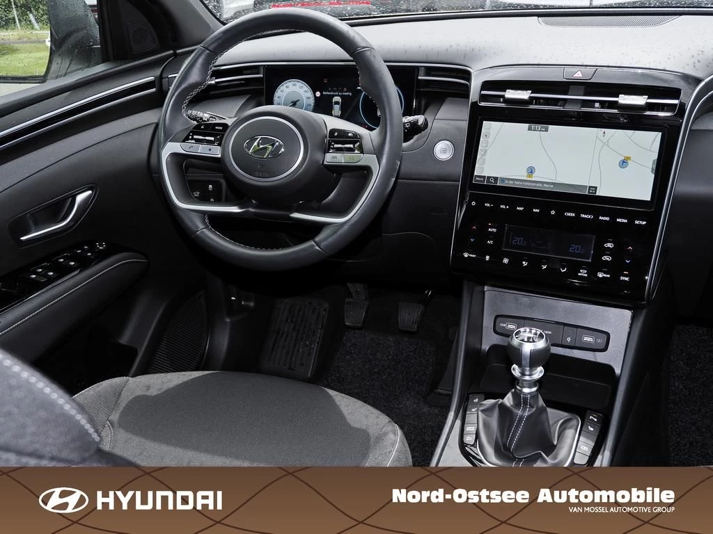 Hyundai Tucson 1.6 T-GDI ADVANTAGE 2WD SHZ LHZ NAVI LEDNX4 TUCSON 1.6 T-GDI ADVANTAGE 2WD SHZ LHZ NAVI LED