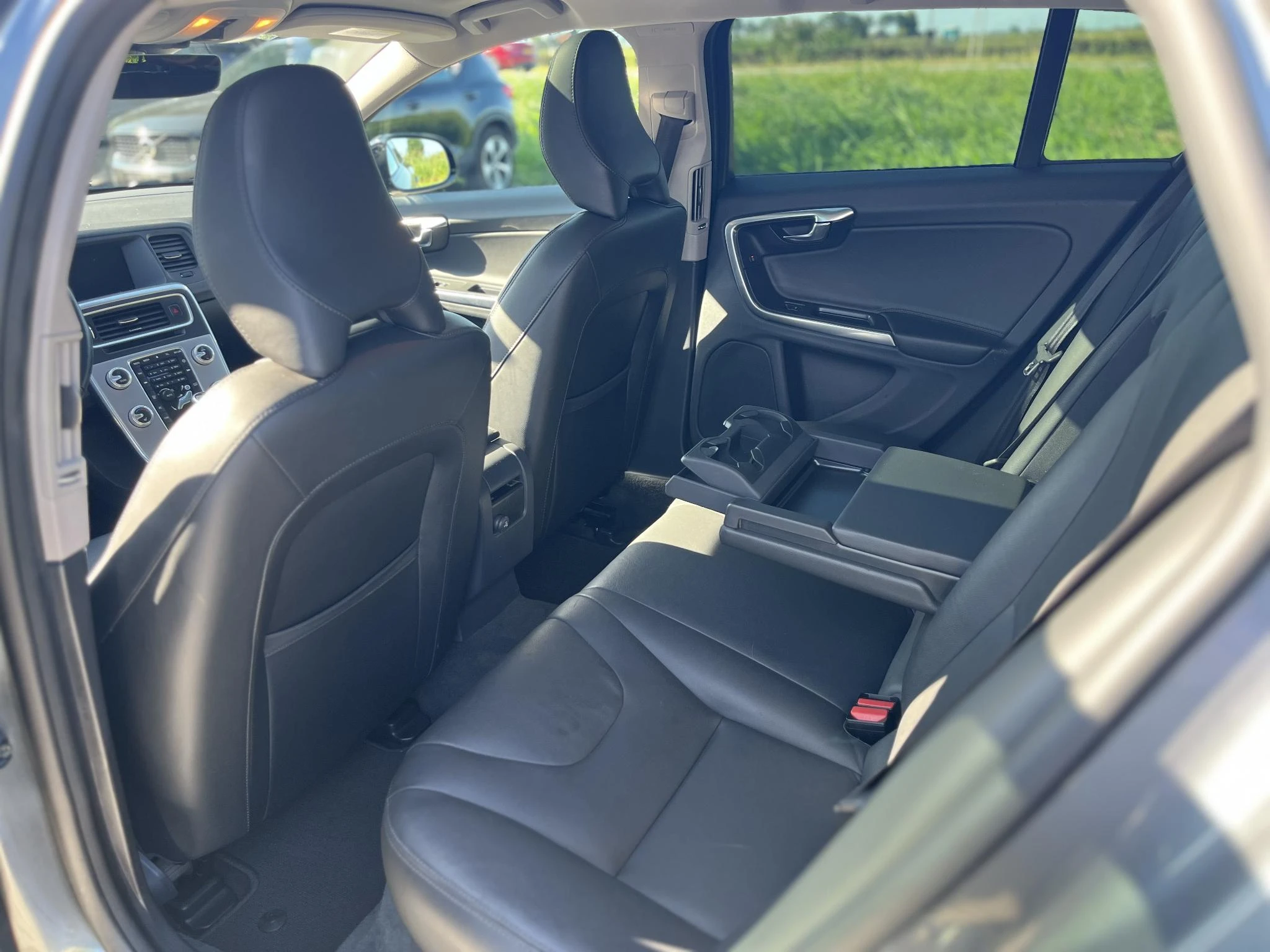 Volvo-V60-image-12