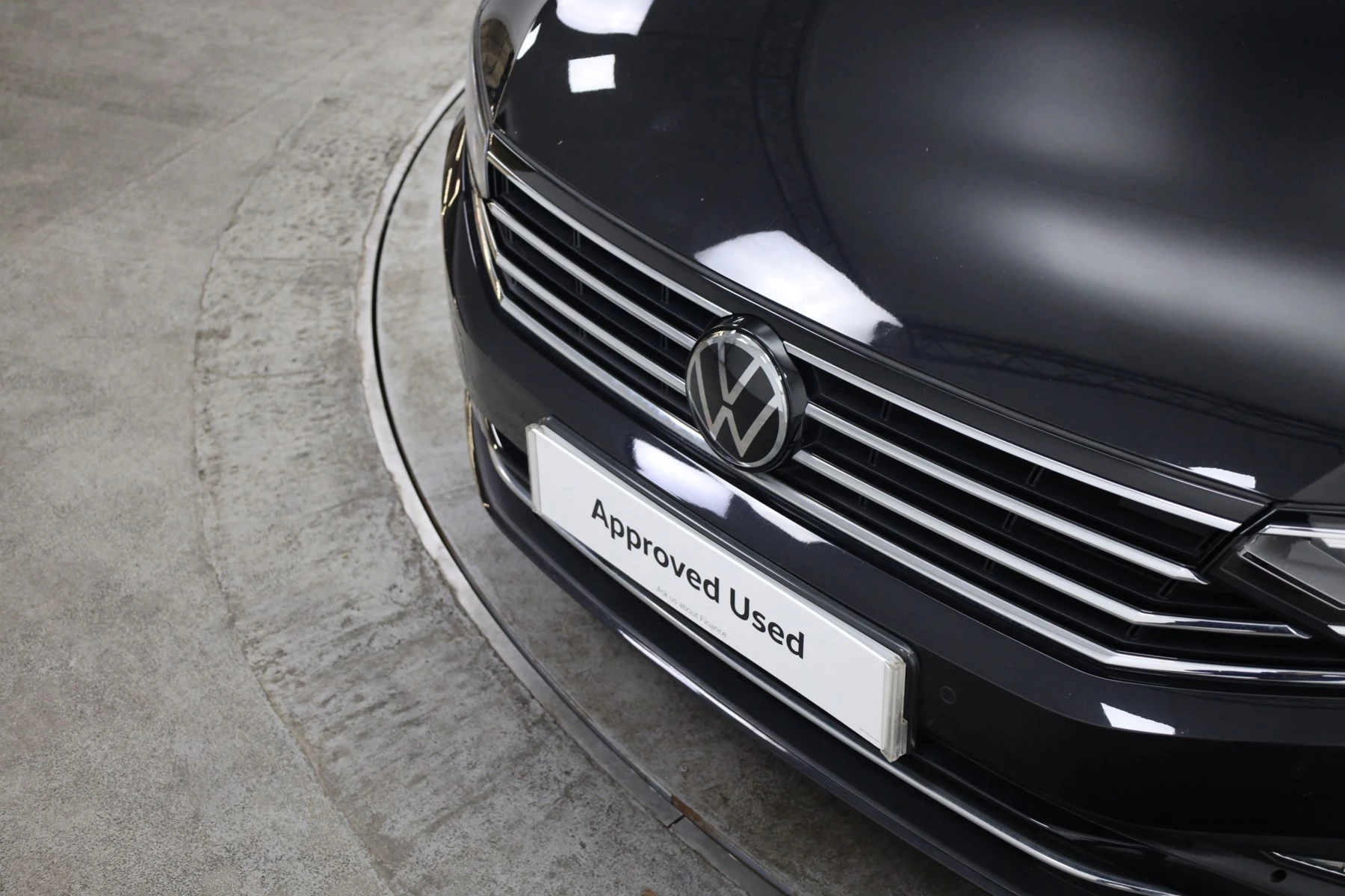 Volkswagen-Passat-image-23
