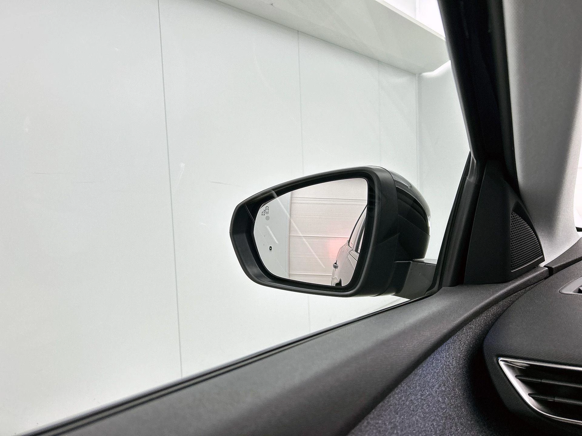 Peugeot-3008-image-19