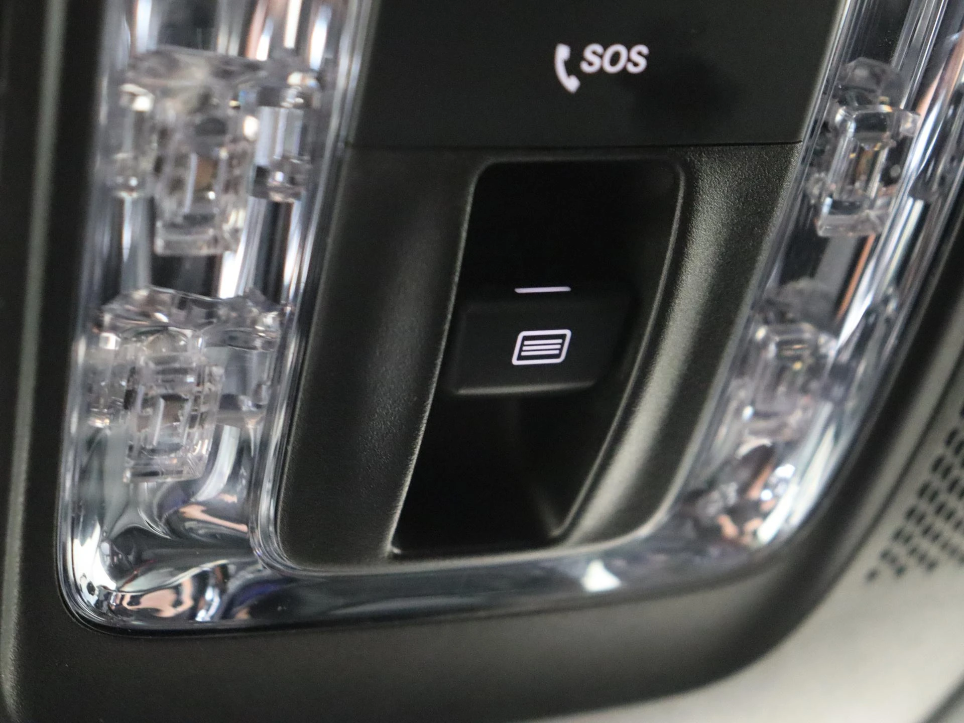 Mercedes-Benz-GLE-image-30
