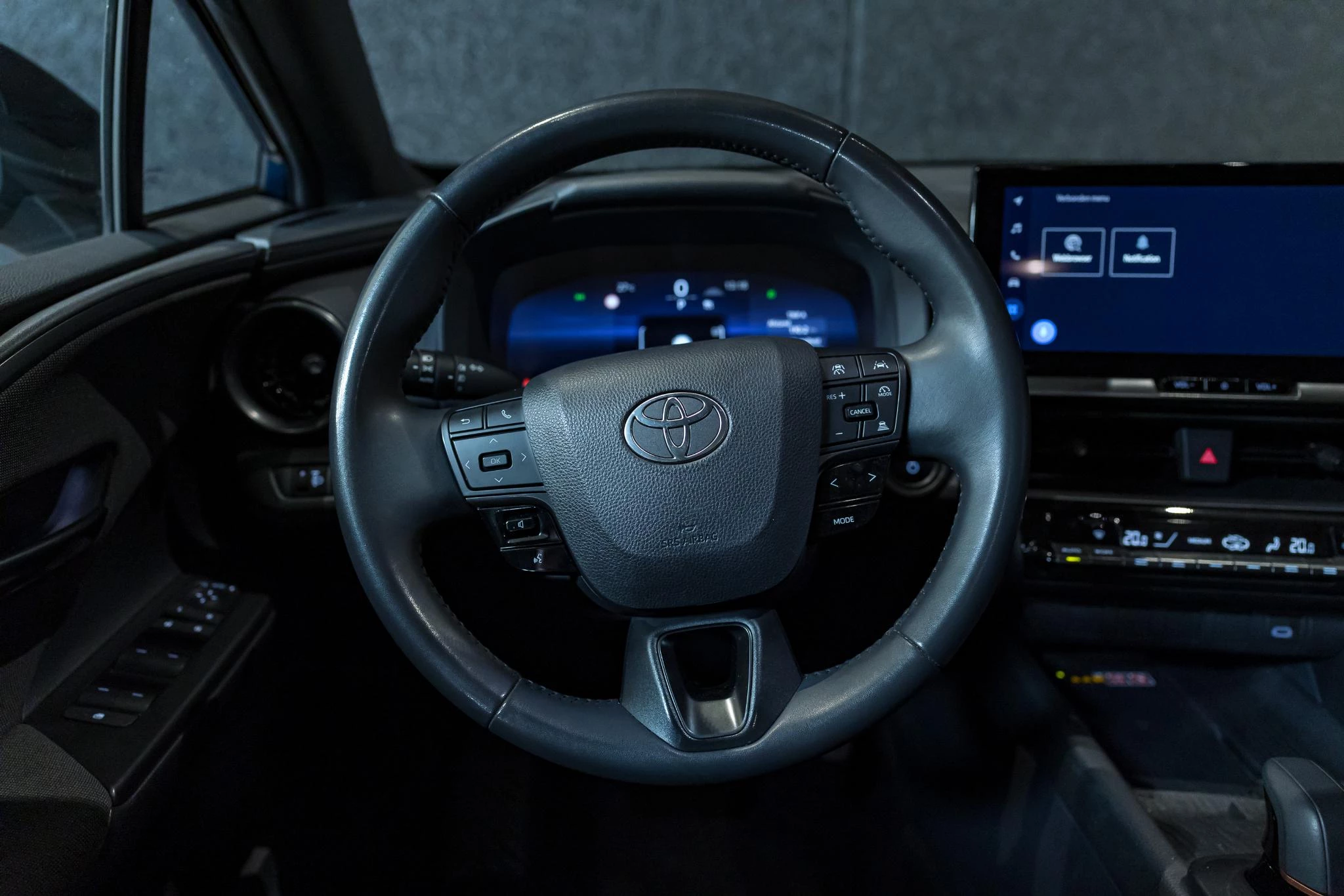 Toyota C-HR 1.8 VVT i-Hybrid C-Lub Mono-Tone E-CVT