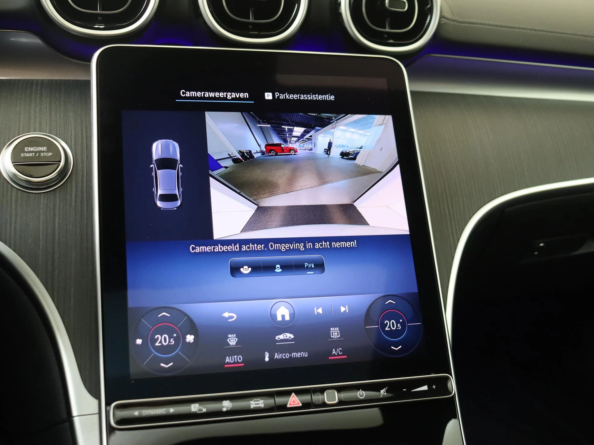 Mercedes-Benz-C-Klasse-image-18