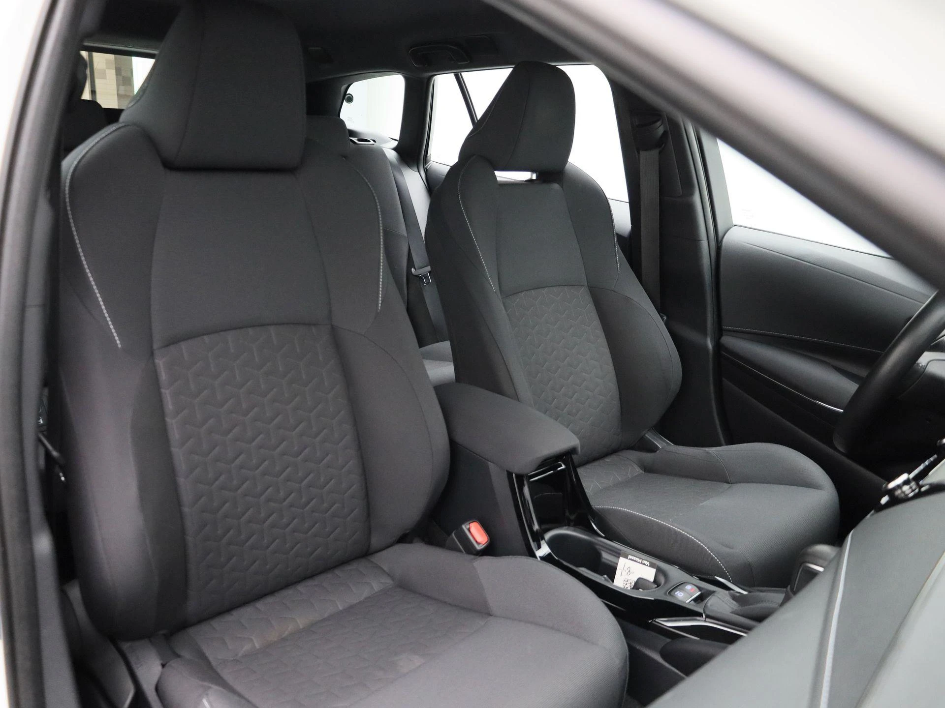 Toyota-Corolla Touring Sports-image-33