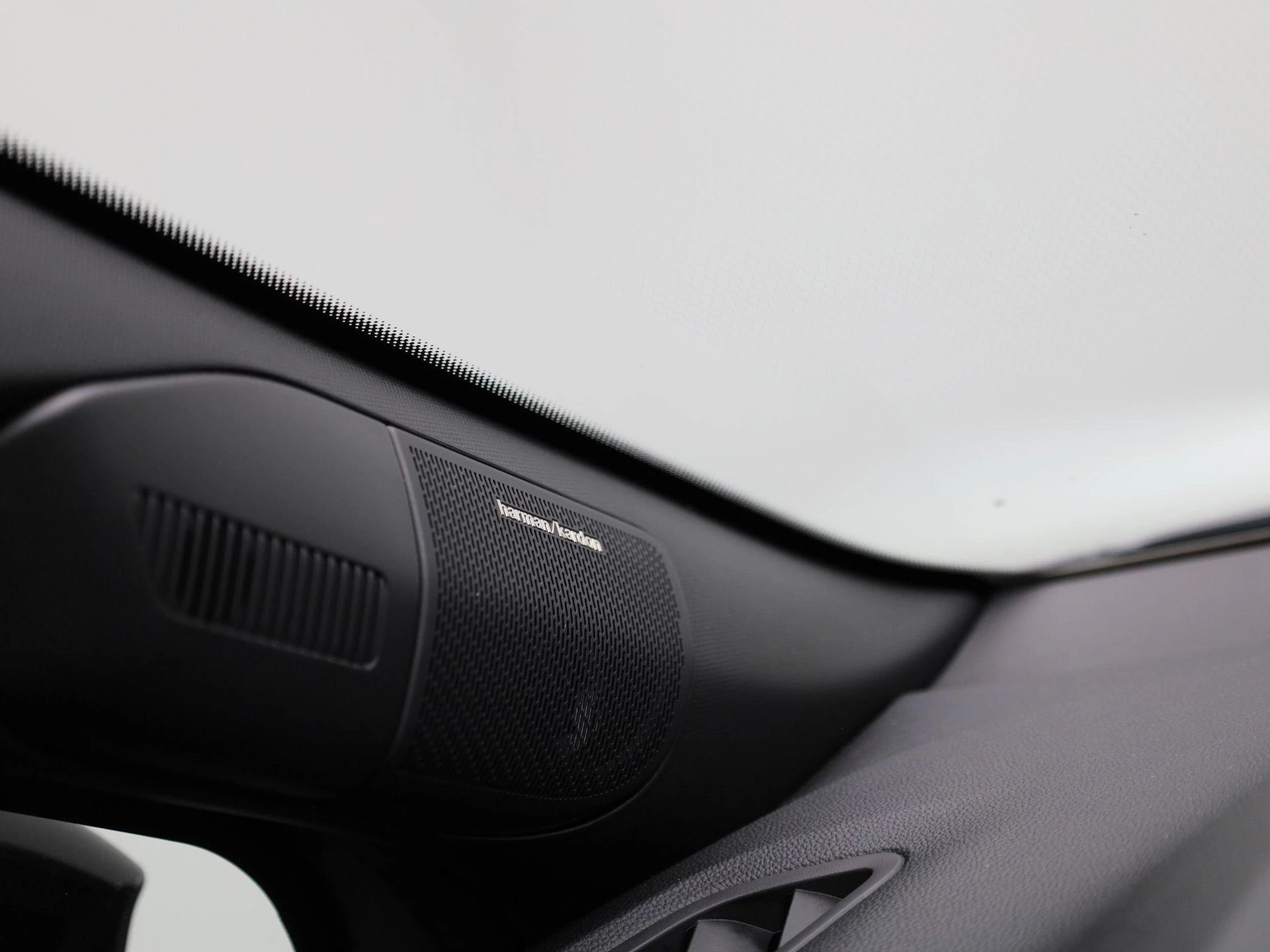 Renault-Captur-image-27