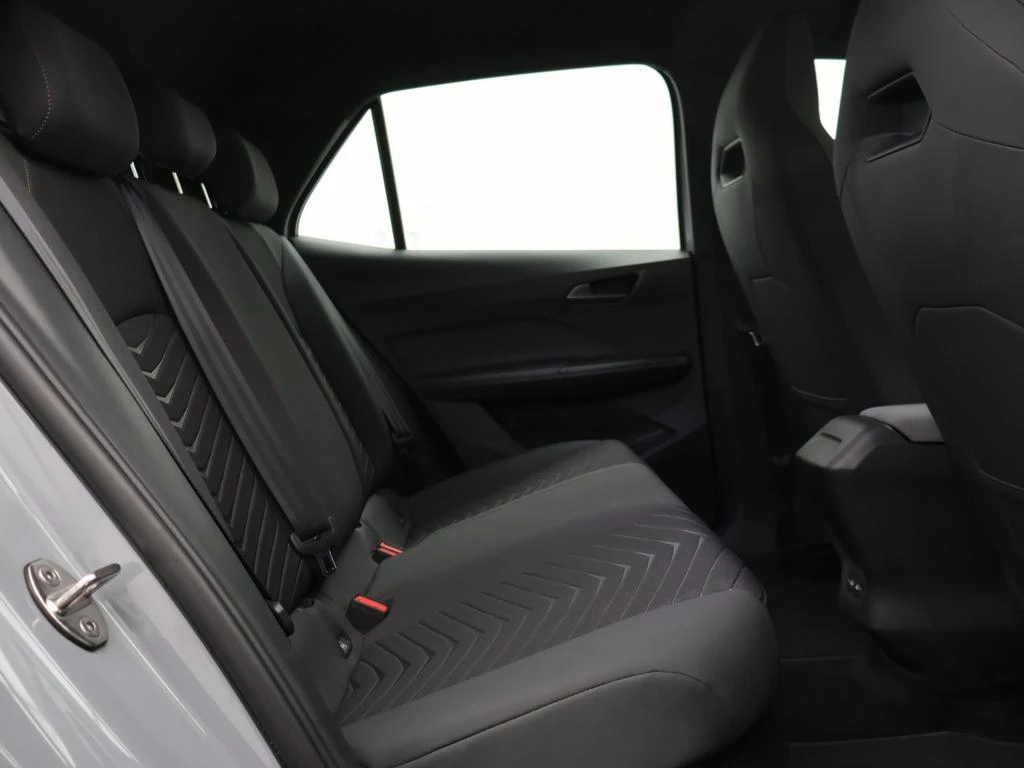 CUPRA Born Born Business Edition 204PK *AUTOMAAT*SPORTZETELS*CAMERA*PDC*ACC*NAVI*APP-CONNECT*...*