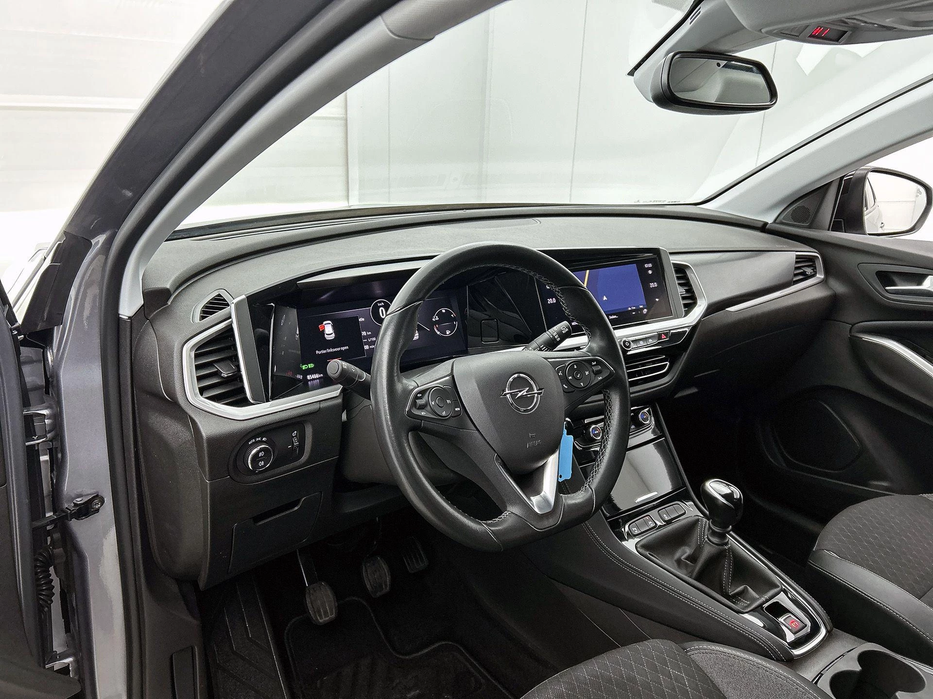 Opel-Grandland-image-19