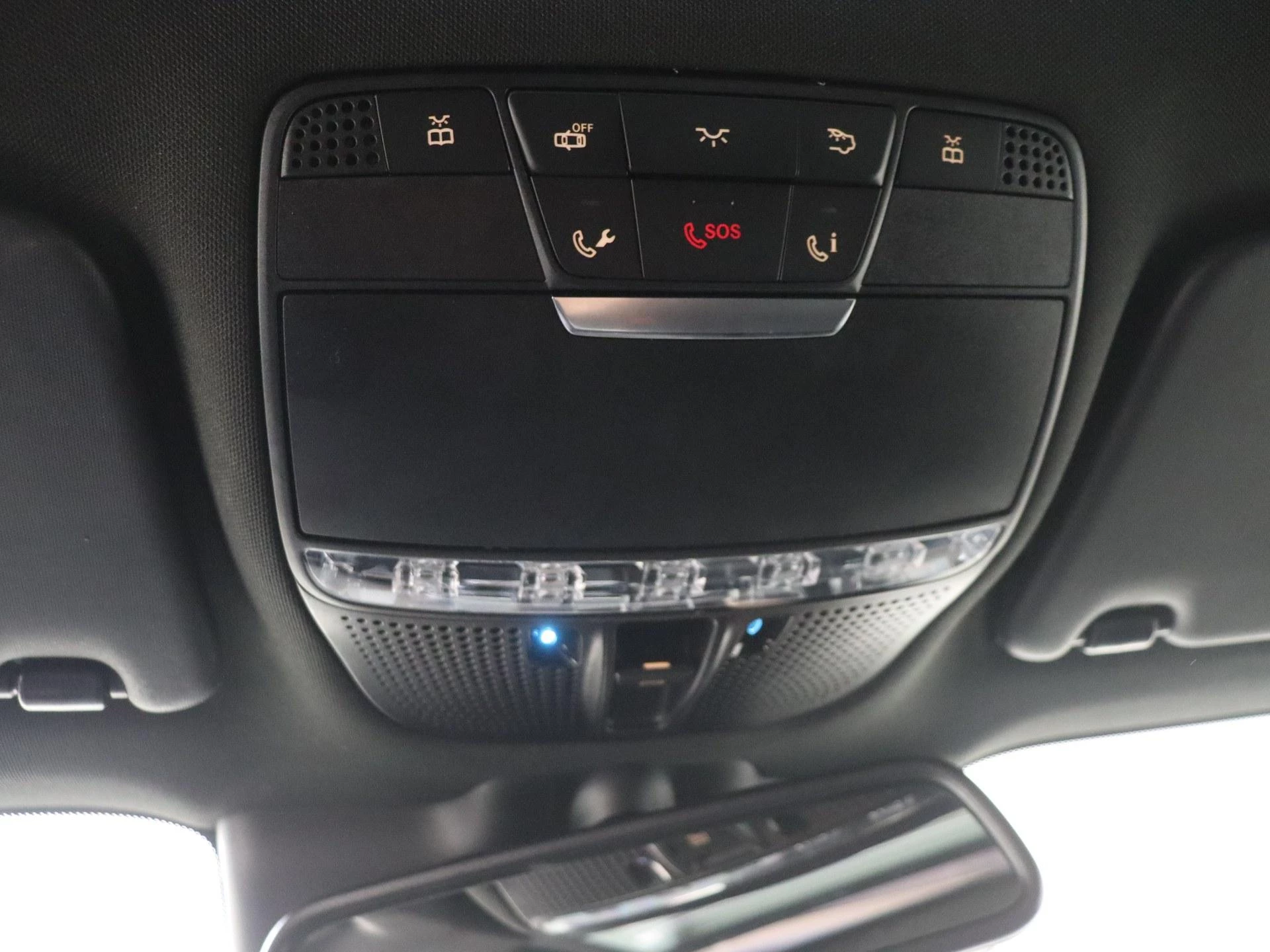 Mercedes-Benz-GLC-image-24