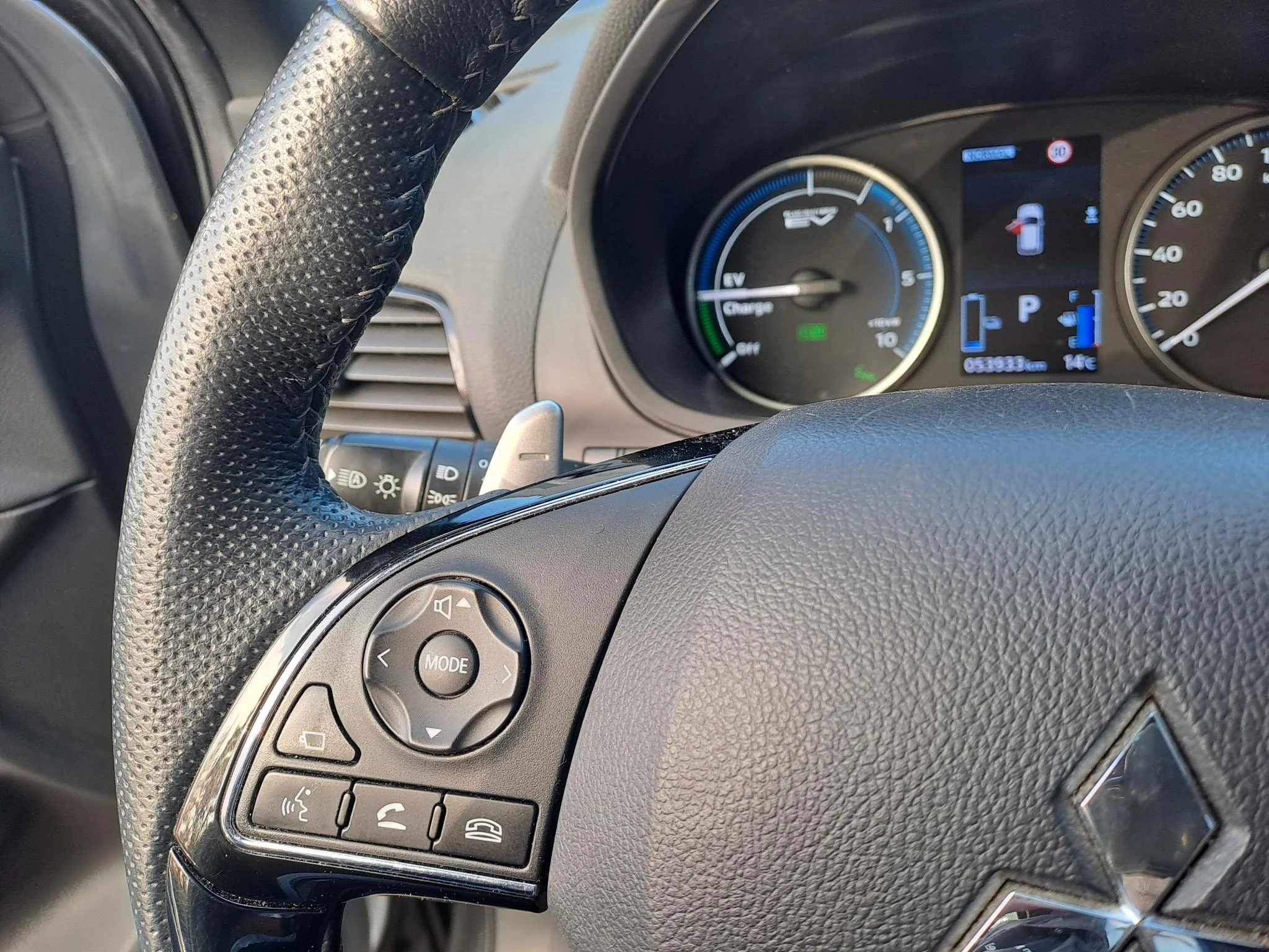 Mitsubishi-Eclipse Cross-image-19