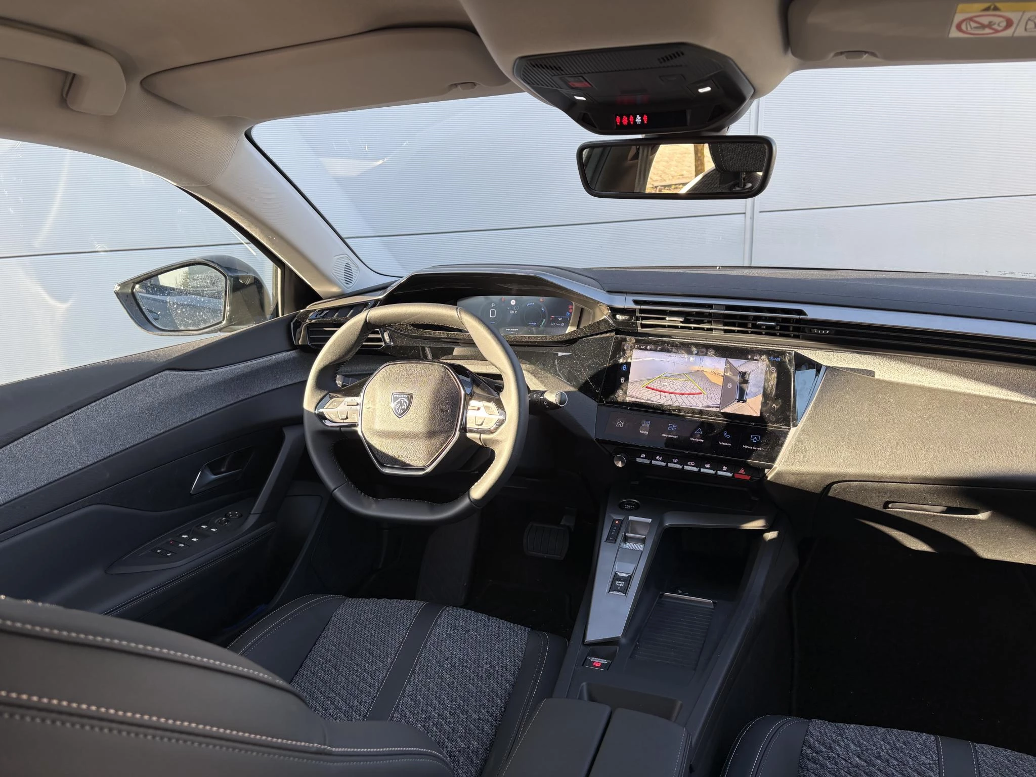 Peugeot-308-image-12