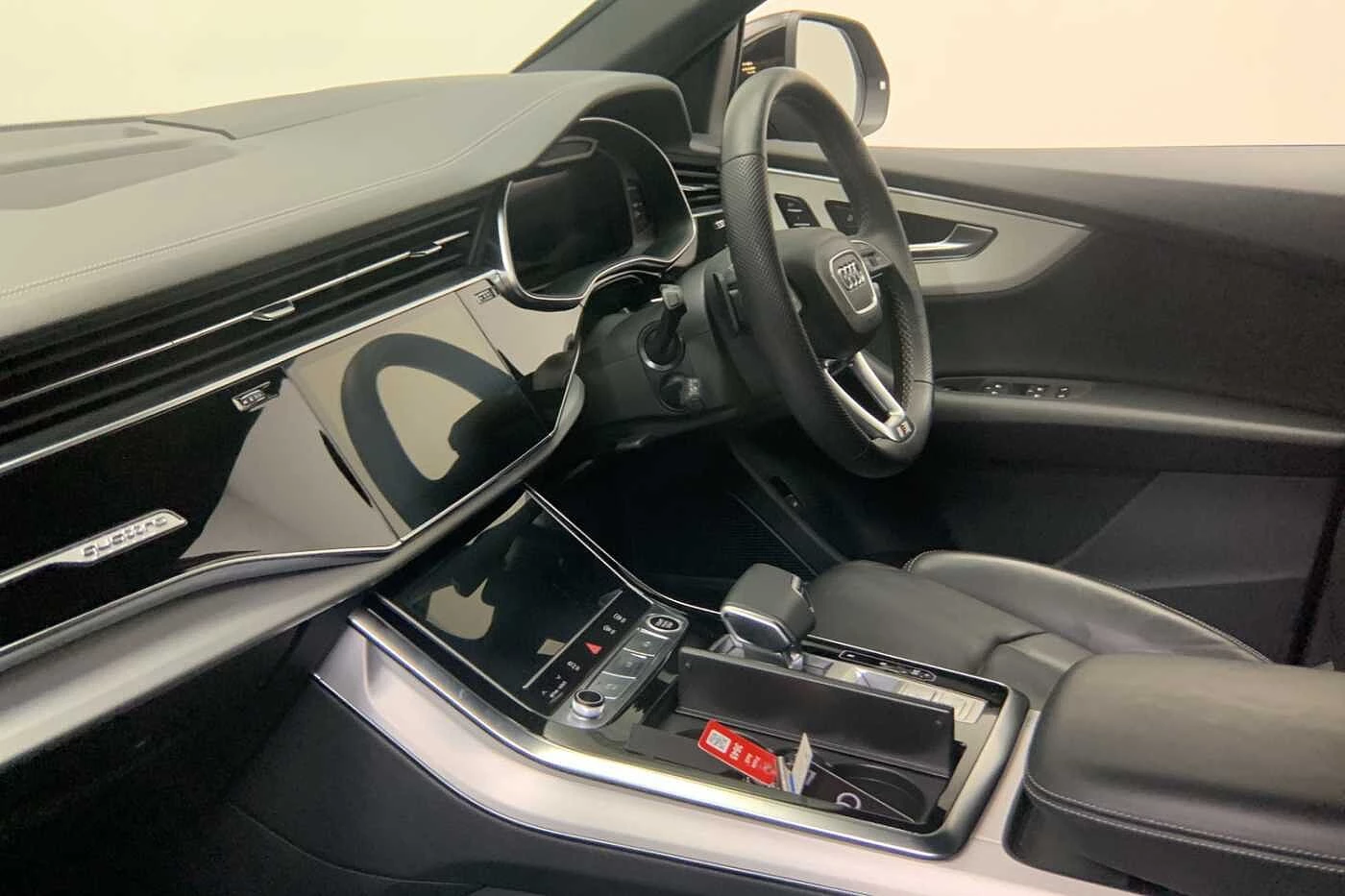 Audi-Q8-image-1