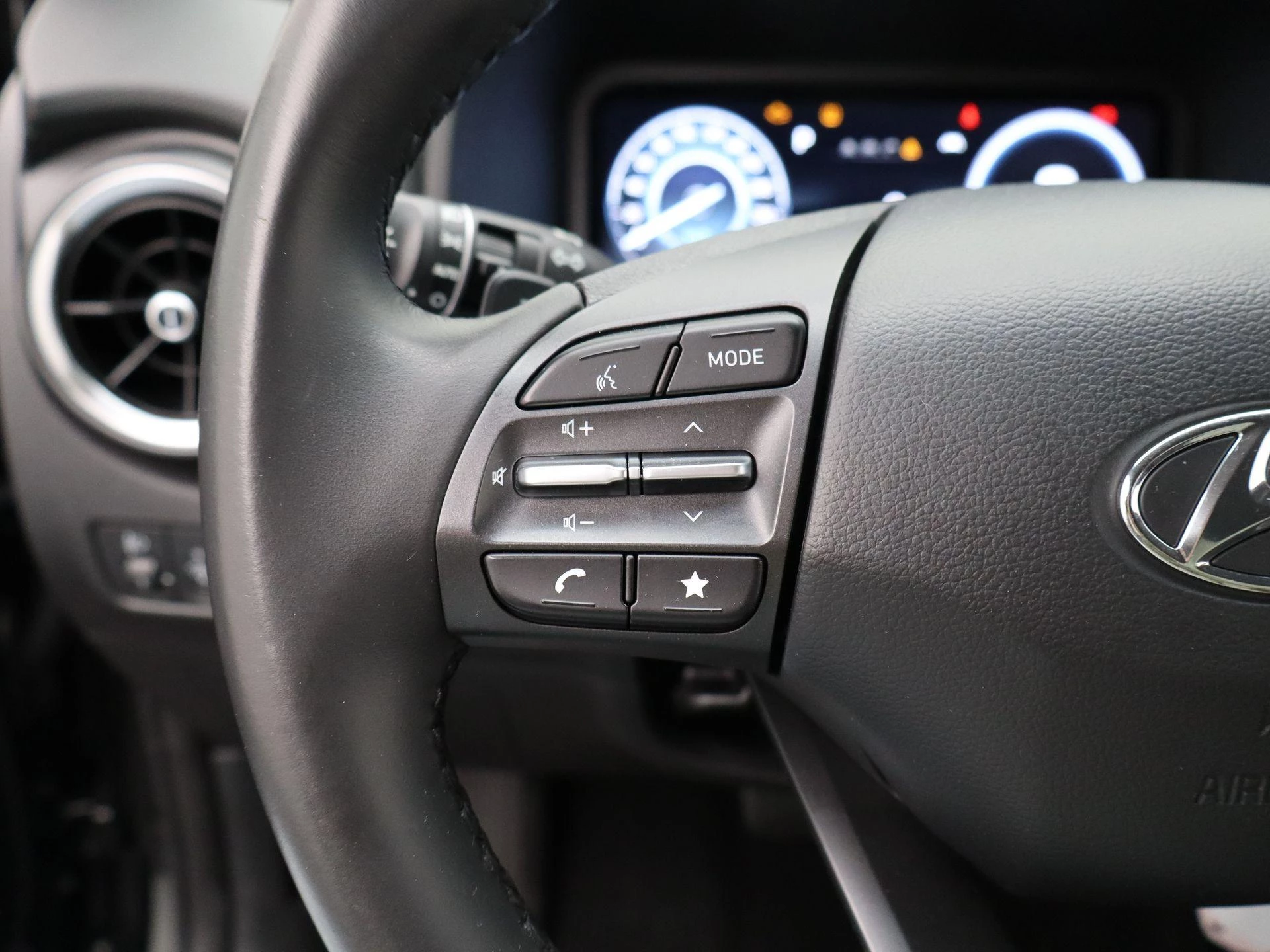 Hyundai Kona 1.6 GDI HEV Comfort Smart Automaat |
