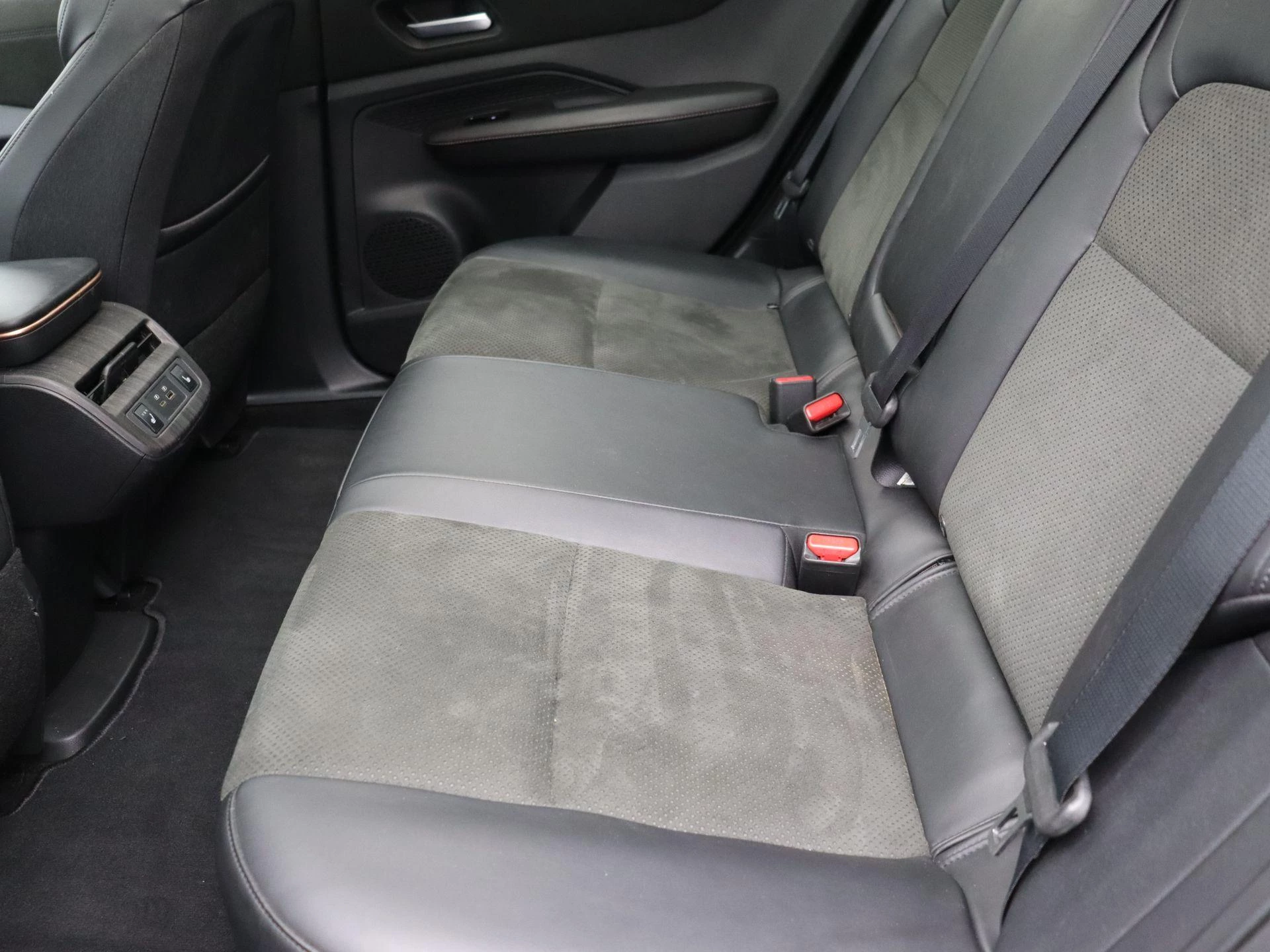 Nissan-ARIYA-image-19