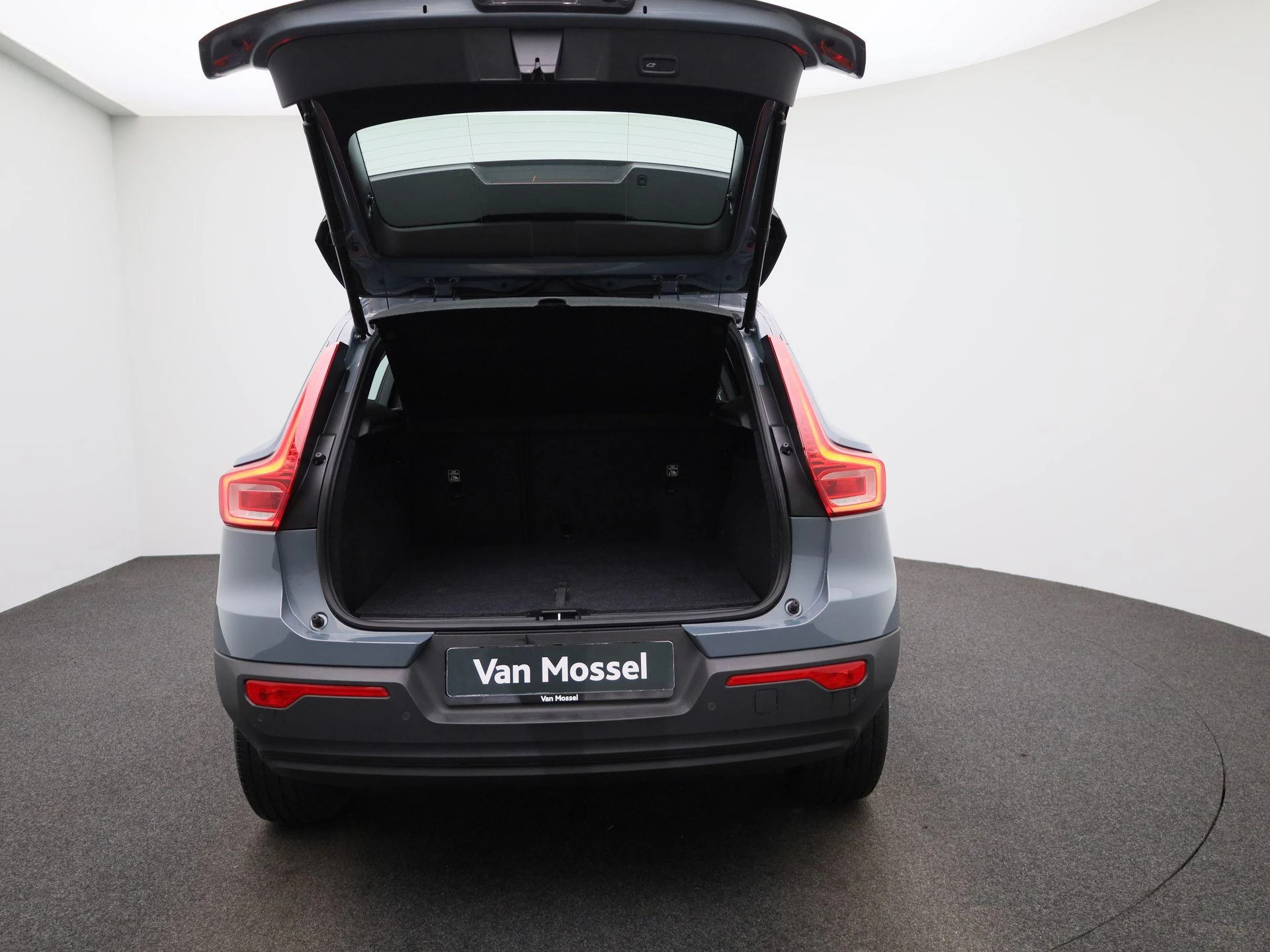 Volvo-XC40-image-10