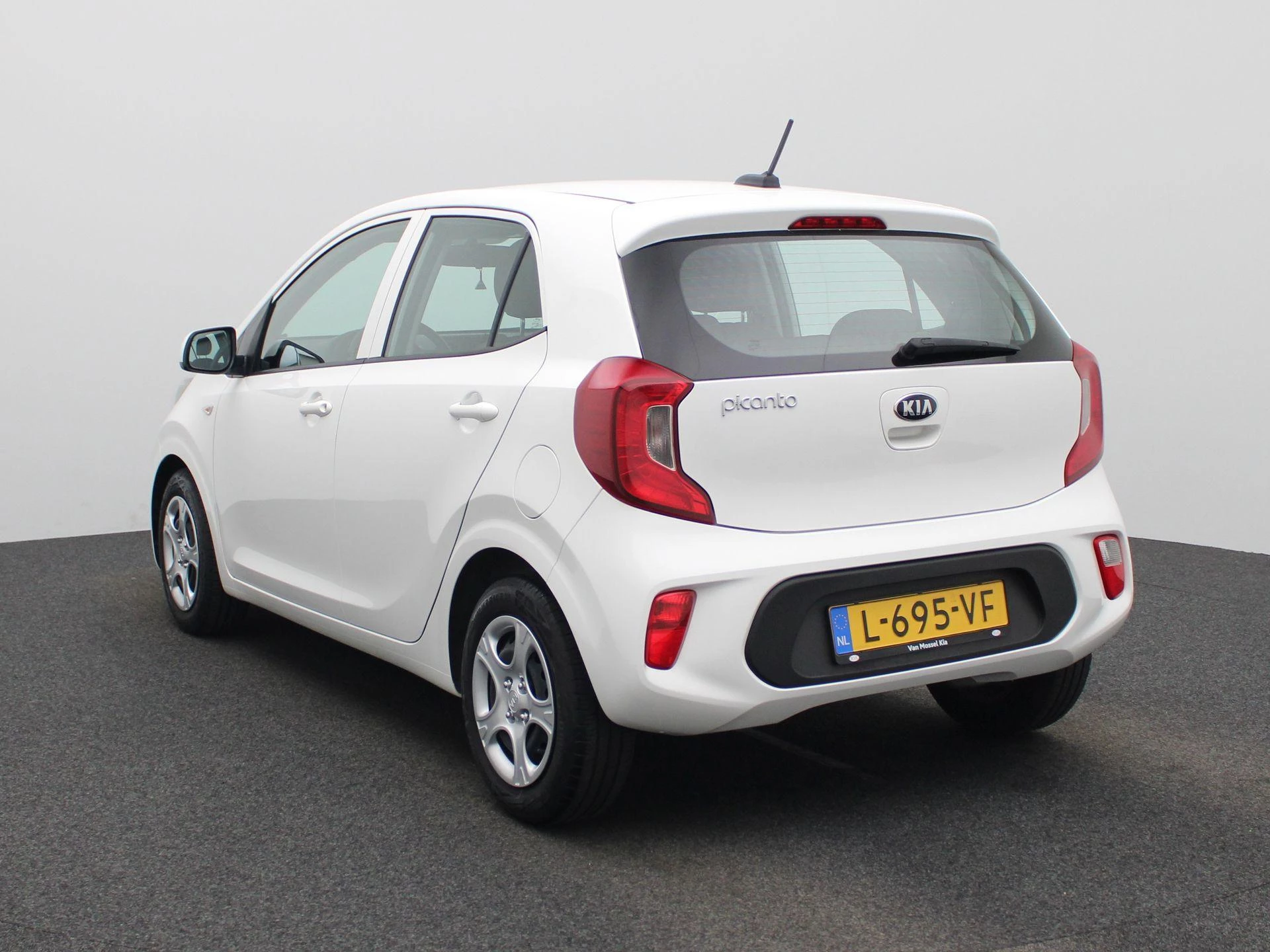 Kia-Picanto-image-1
