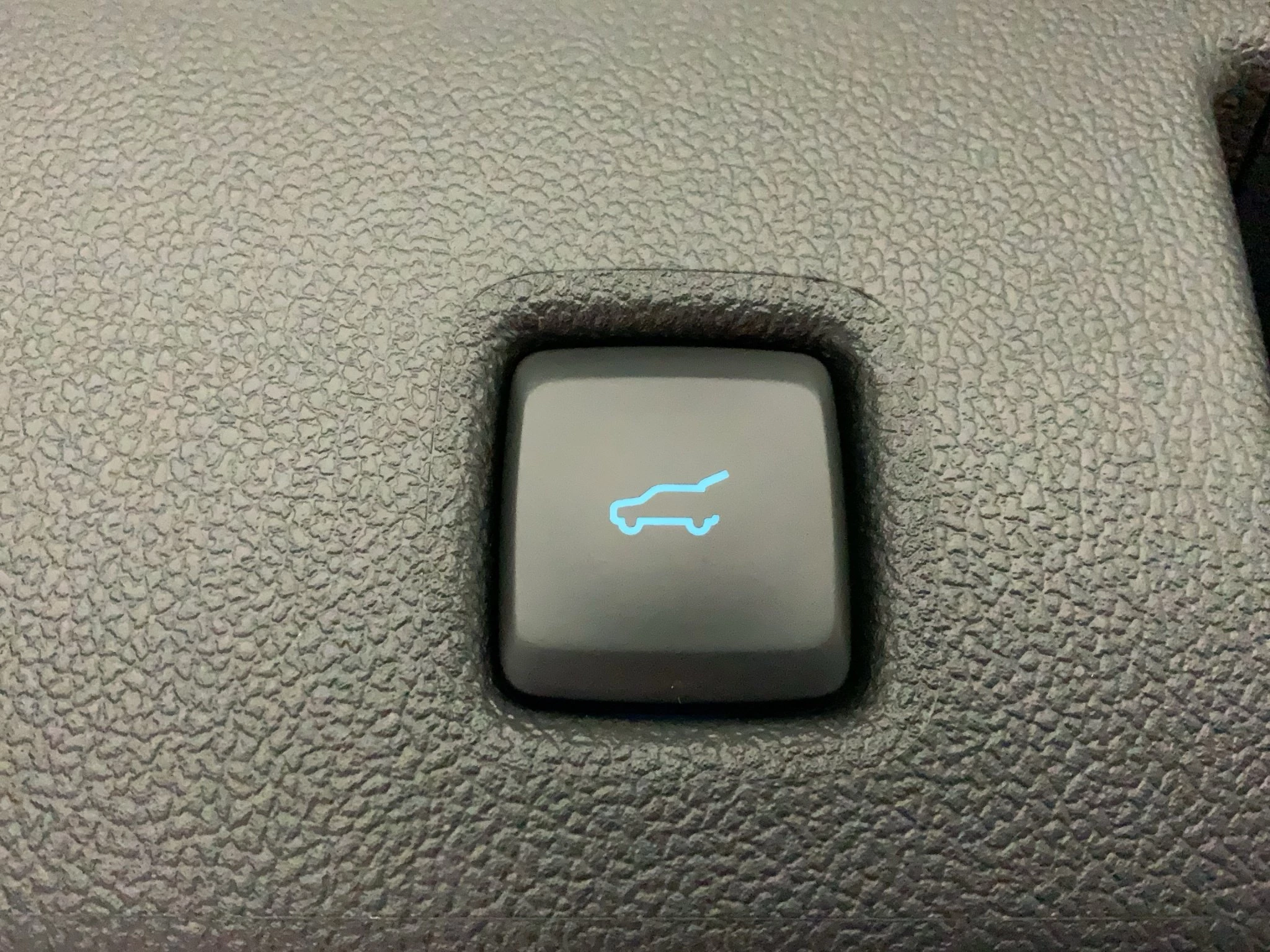 Ford Kuga ST-Line X*PANO*AHK*KAM*ACC*NAVI*SOUND-SYS.