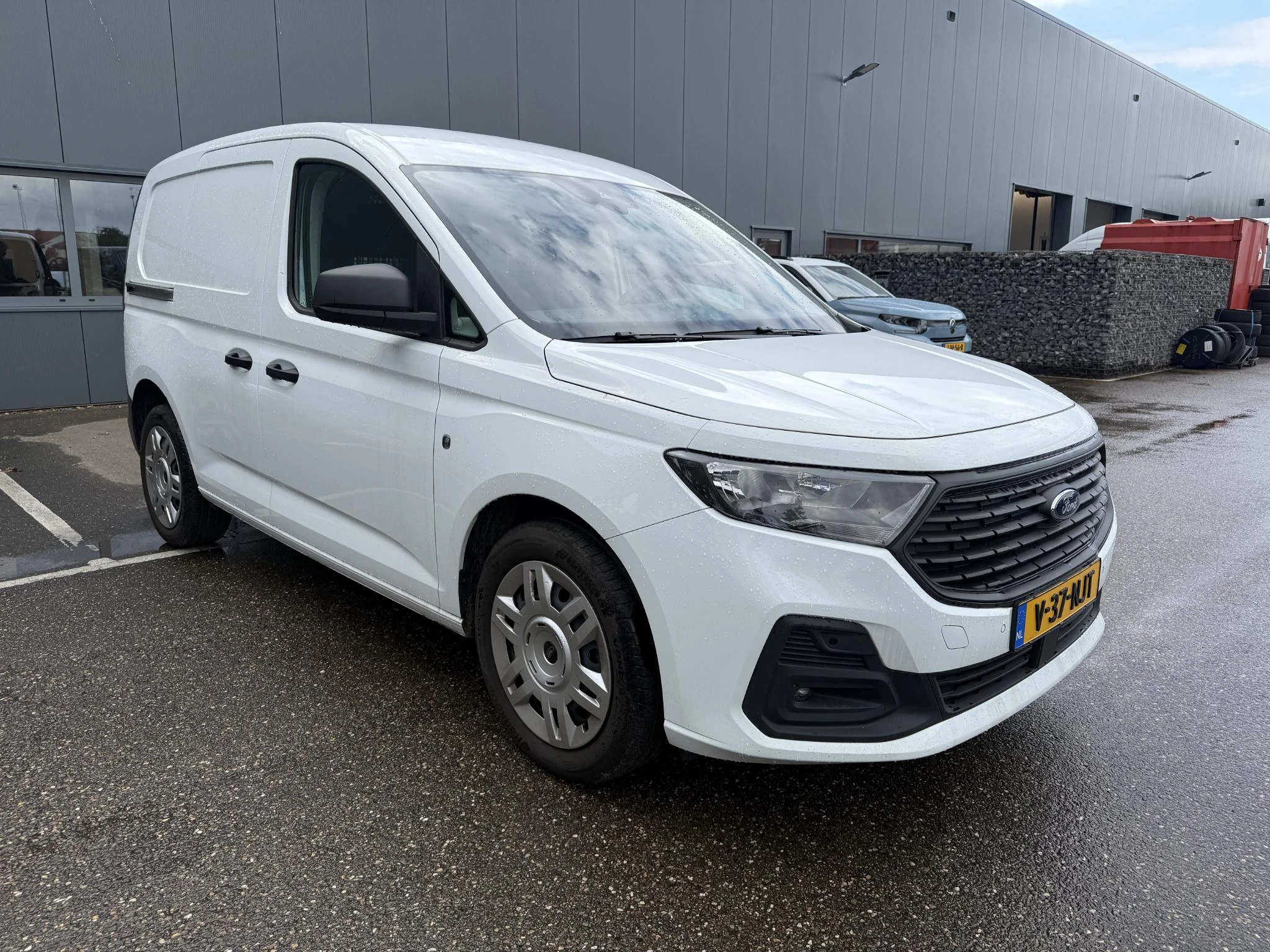 Ford-Transit Connect-image-1