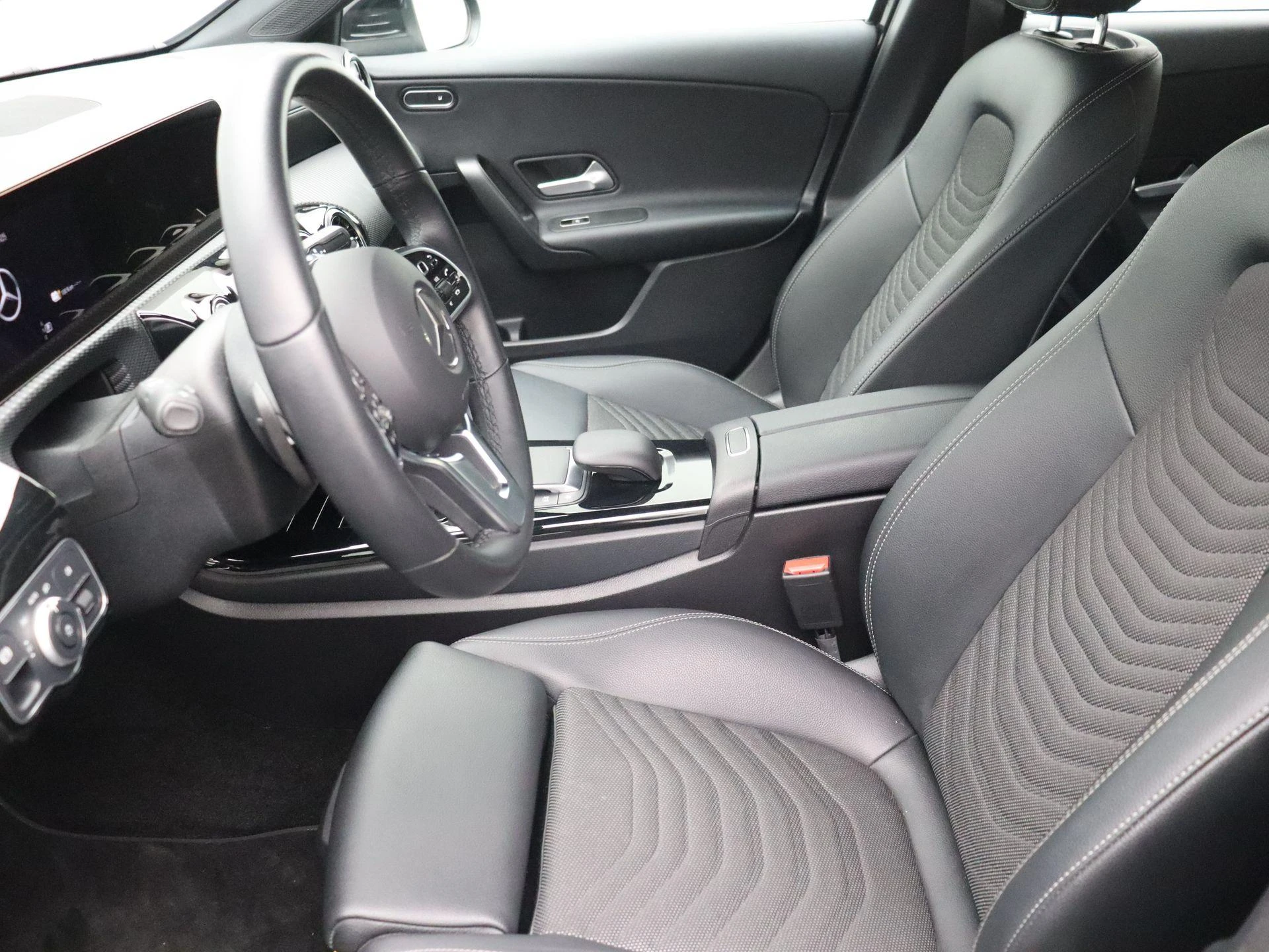 Mercedes-Benz-Classe A-image-14