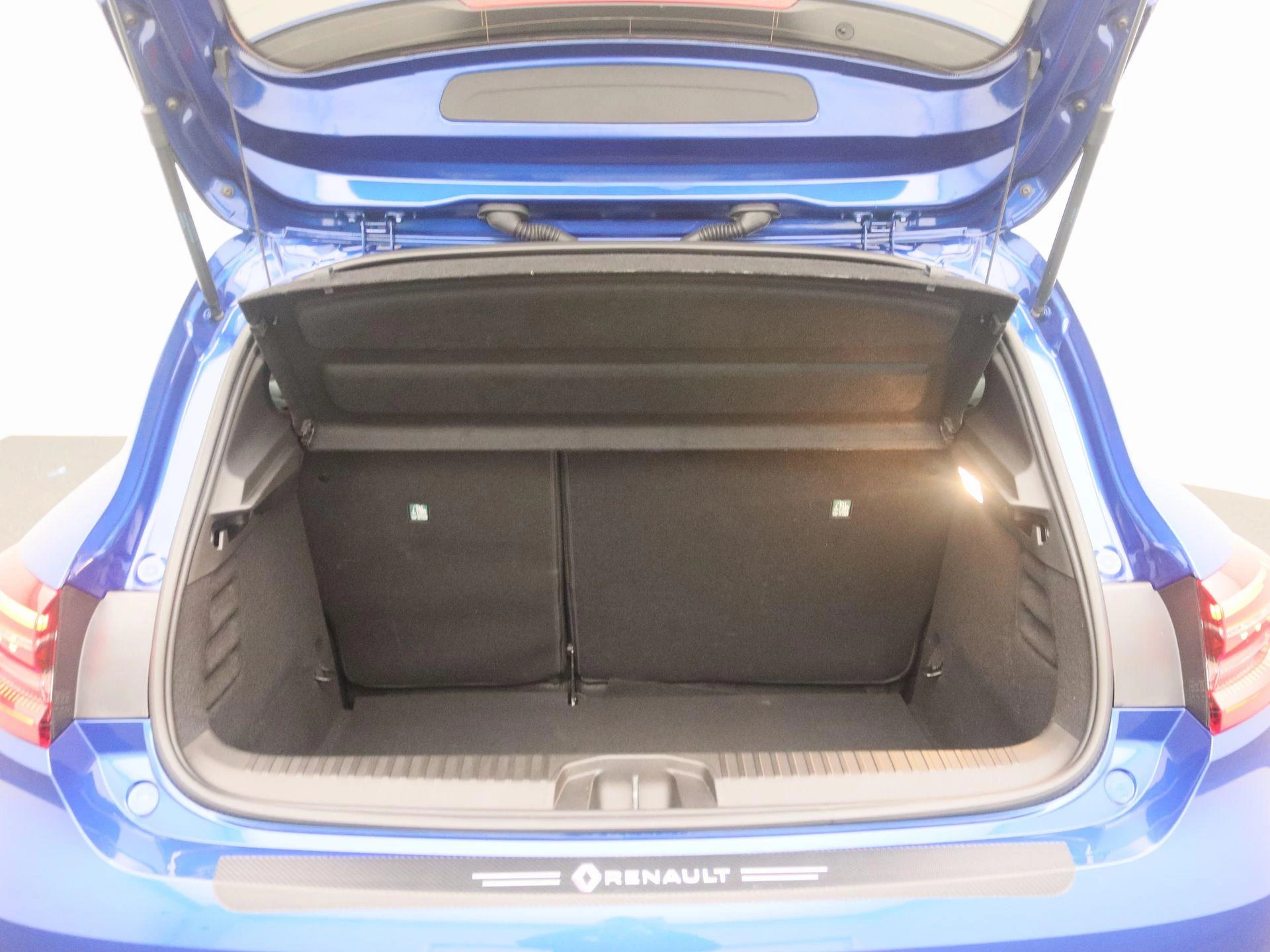 Renault-Clio-image-12