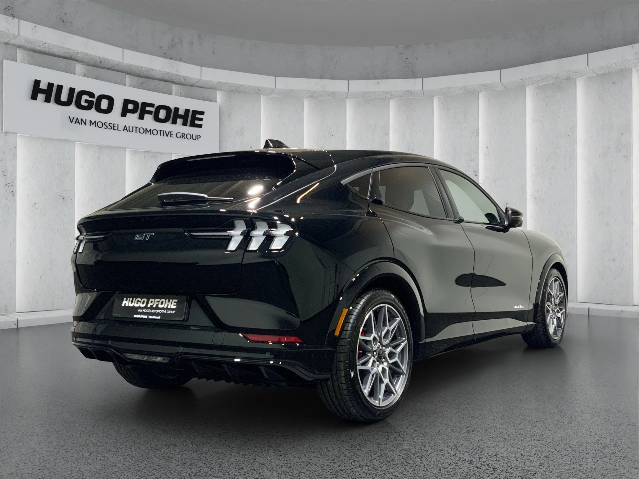 Ford-Mustang Mach-E-image-4