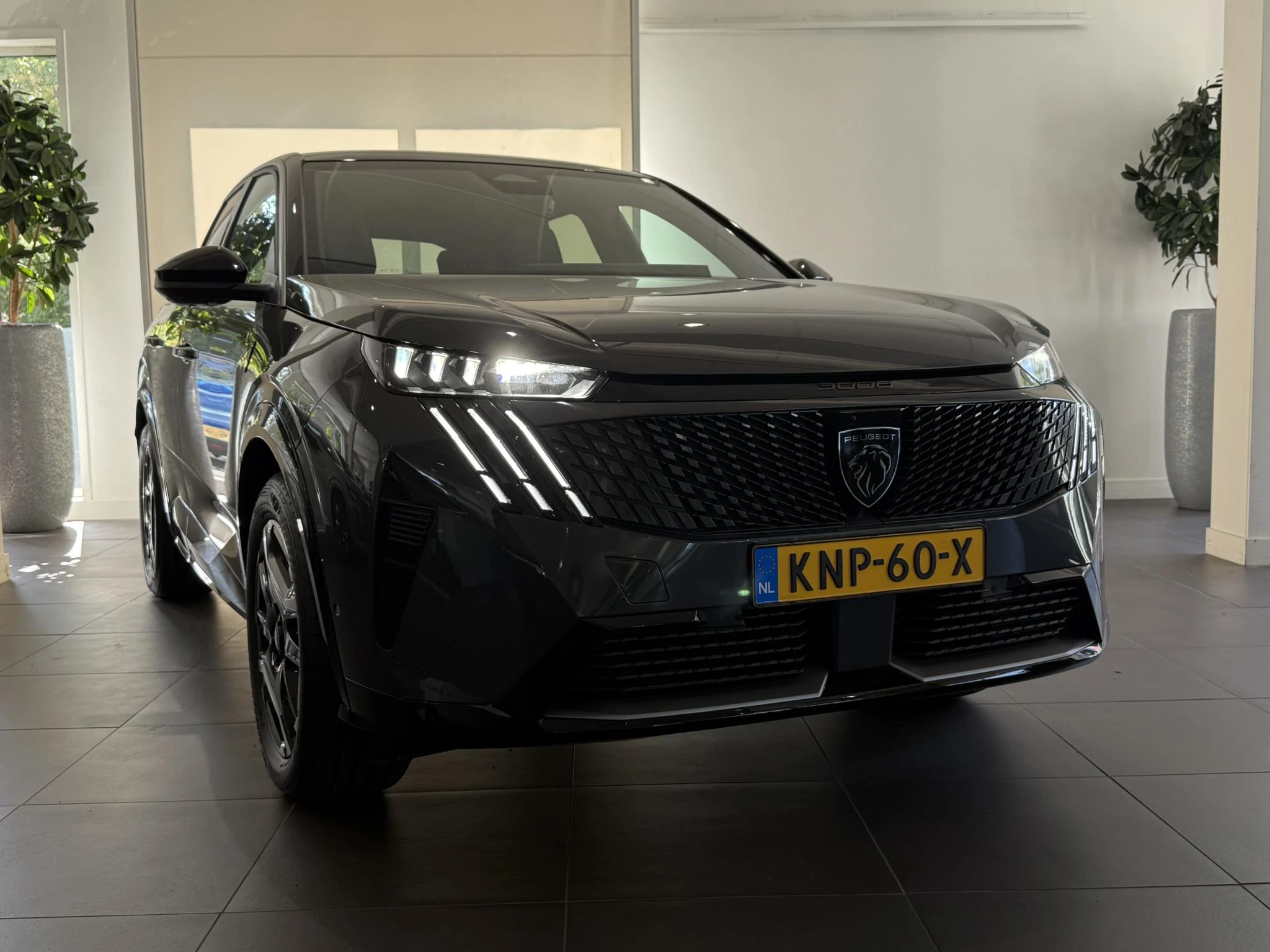 Peugeot-e-3008-image-3