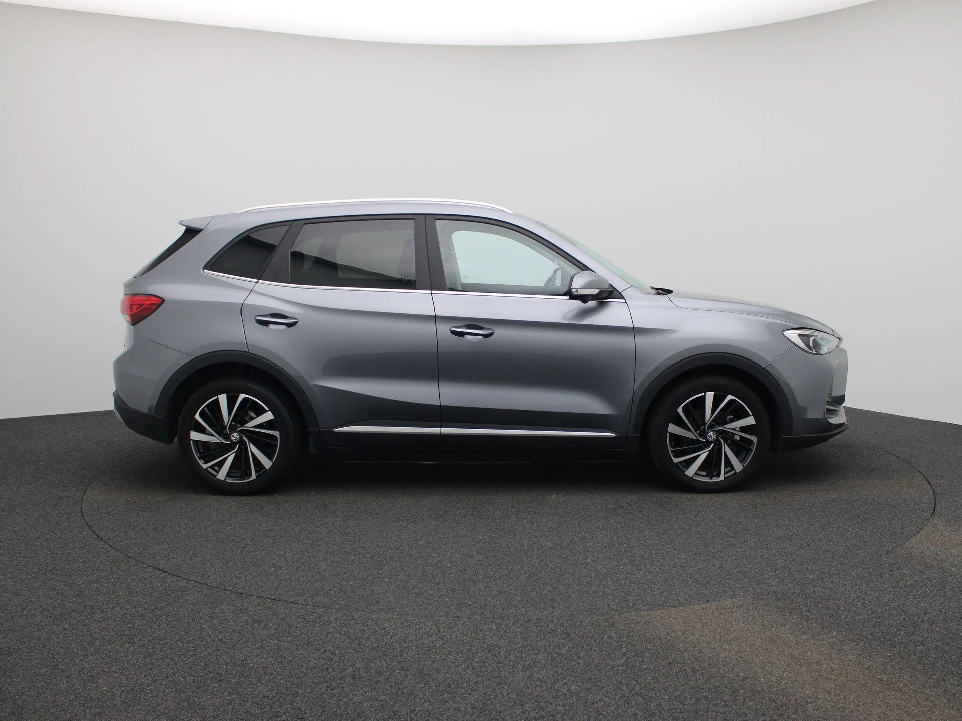 MG-ZS-image-5