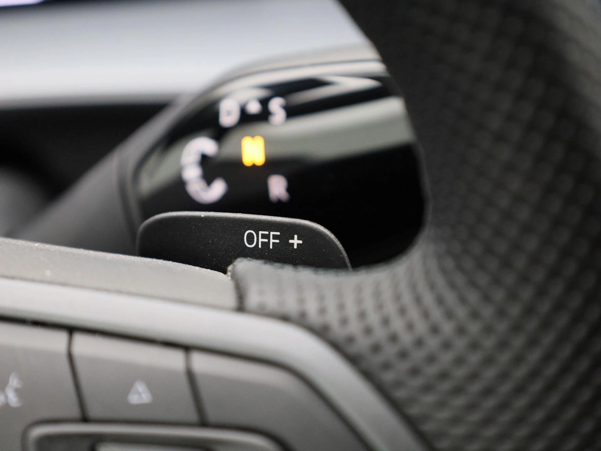 Volkswagen Tayron 1.5 eHybrid R-Line Edition 204 PK|