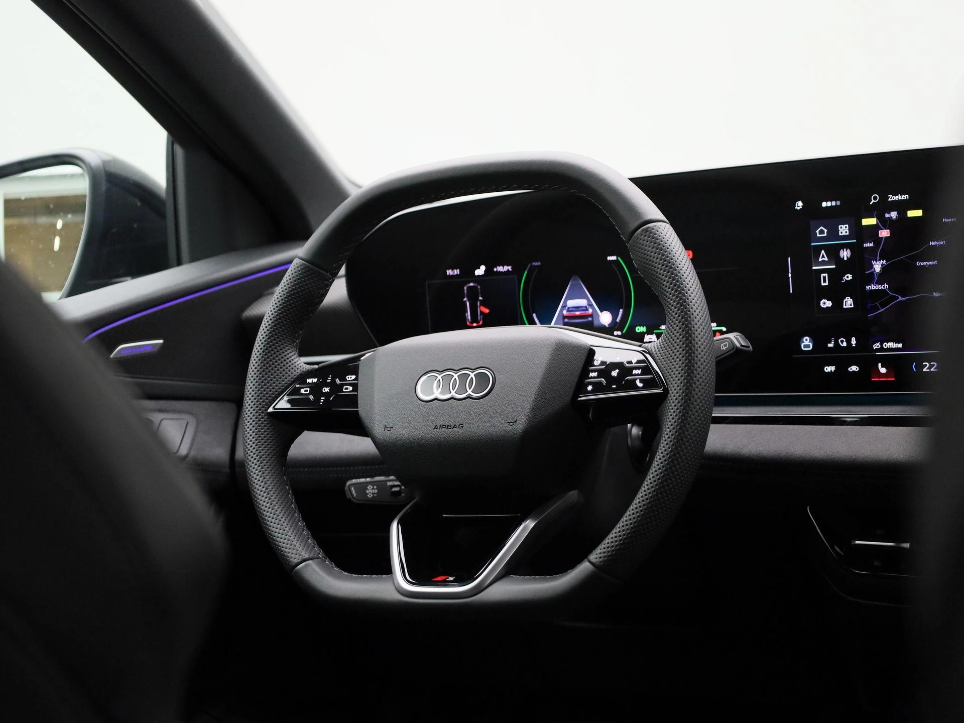 Audi-Q6 e-tron-image-48