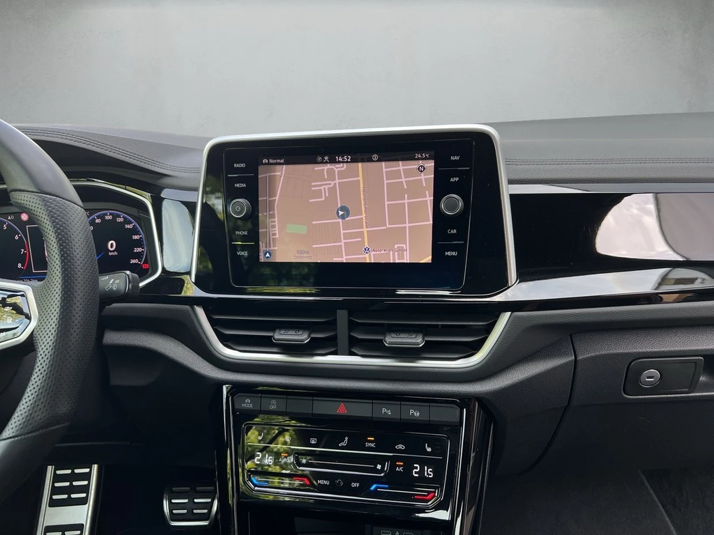 Volkswagen-T-Roc-image-9