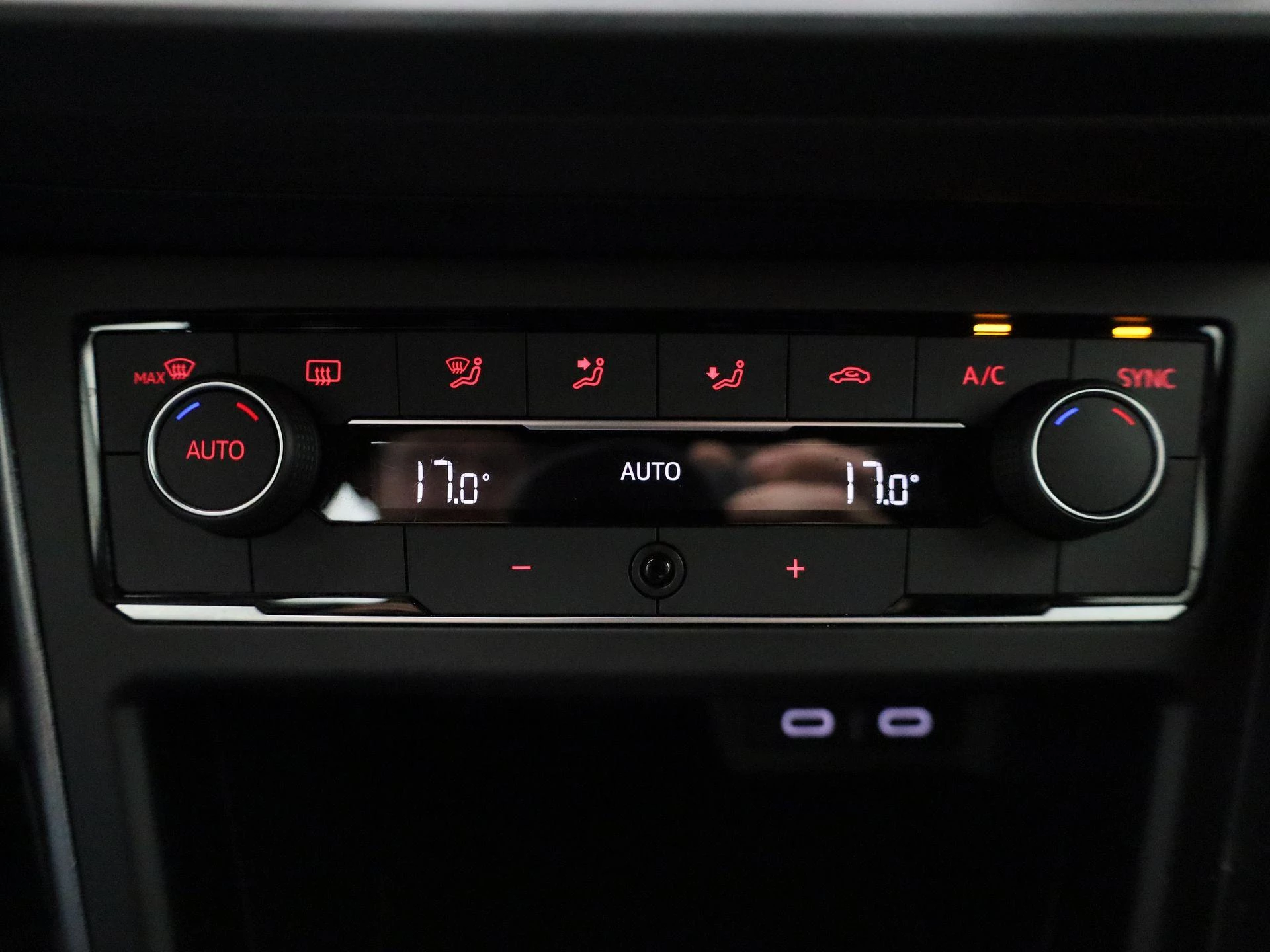 Volkswagen-Polo-image-21