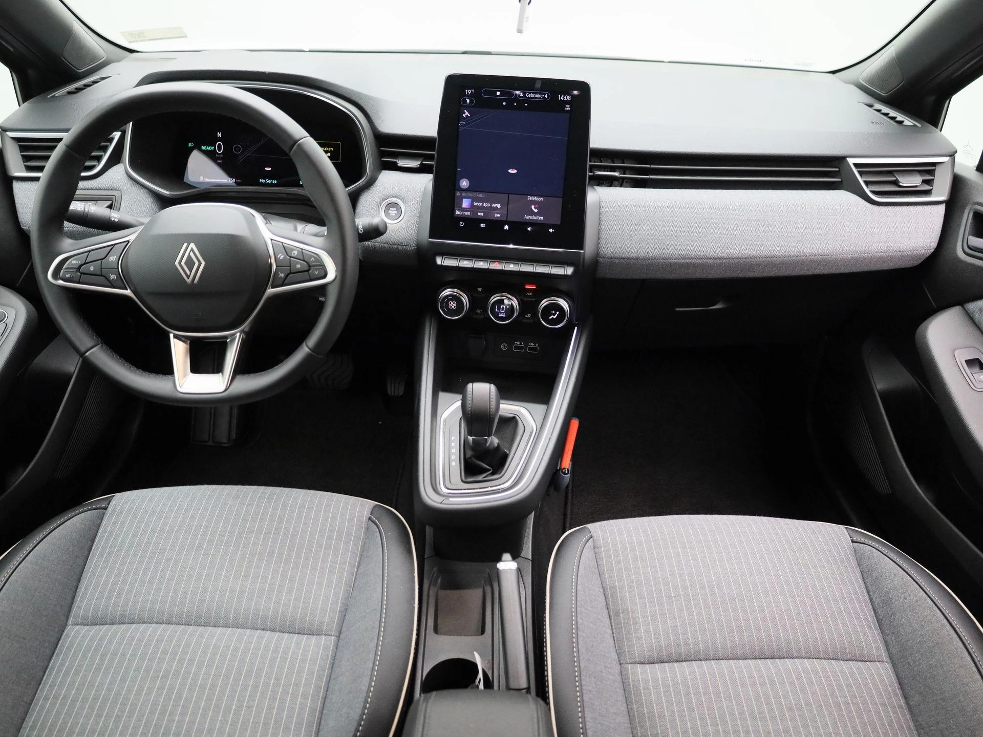 Renault-Clio-image-7
